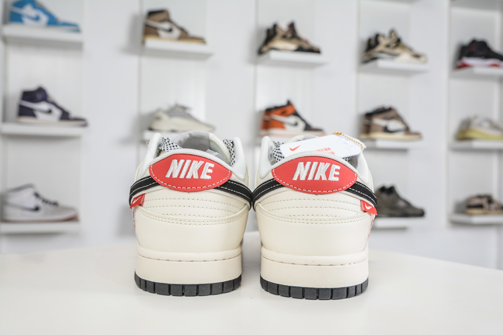 270 Nike Dunk Low 马年限定 白灰黑 YX5066-404-Chinese UA Cheap High Quatity Brand Clothes Bags handbags Sneakers wholesale wholesaler seller from China Factory suppliers Fashion Clothing Shoes best Quality Beautiful Price 270 Nike Dunk Low 马年限定 白灰黑 YX5066-404