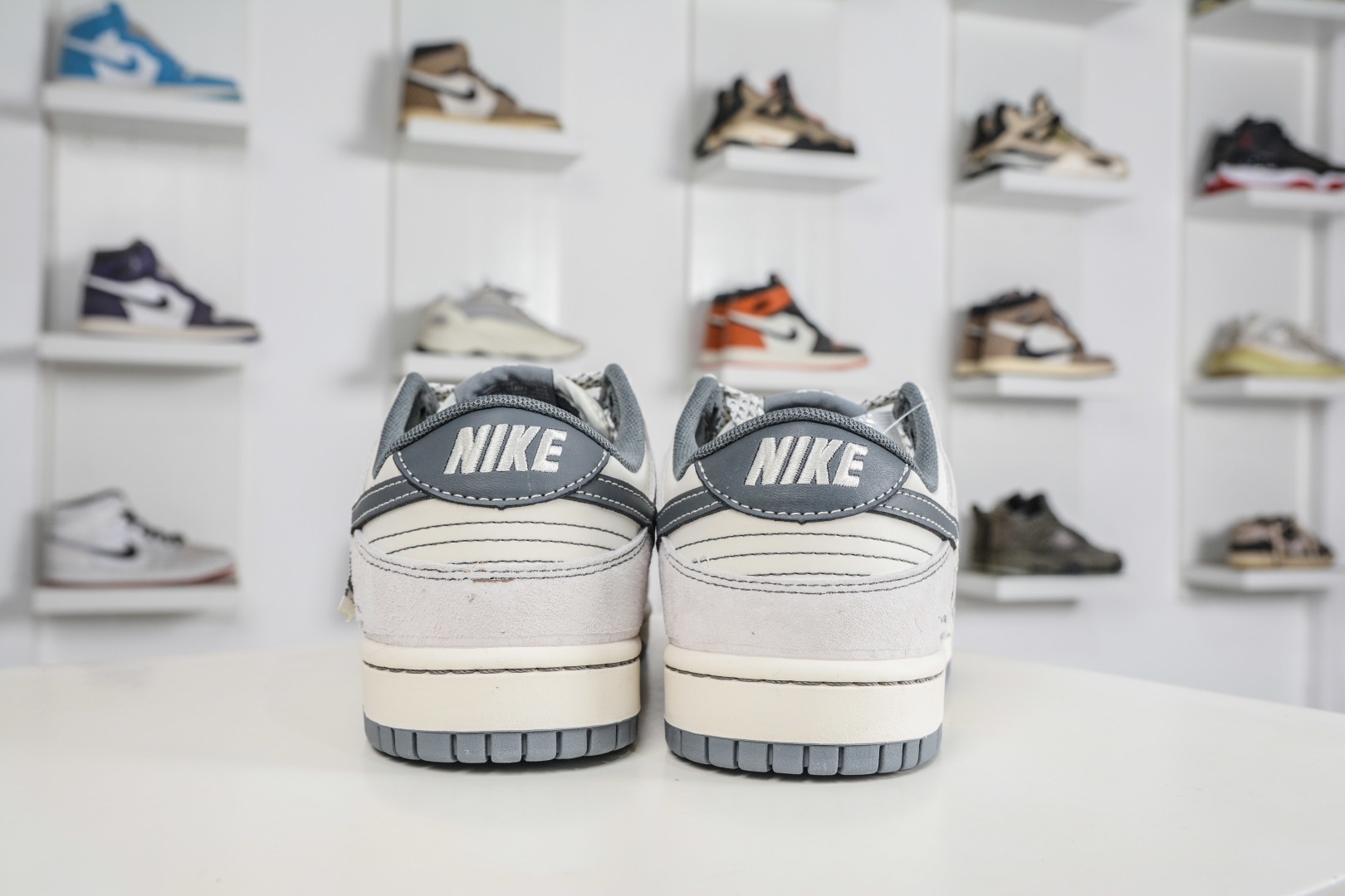 270 Nike SB Dunk Low x Louis Vuitton LV联名-白灰双勾 YX5066-391-Chinese UA Cheap High Quatity Brand Clothes Bags handbags Sneakers wholesale wholesaler seller from China Factory suppliers Fashion Clothing Shoes best Quality Beautiful Price 270 Nike SB Dunk Low x Louis Vuitton LV联名-白灰双勾 YX5066-391
