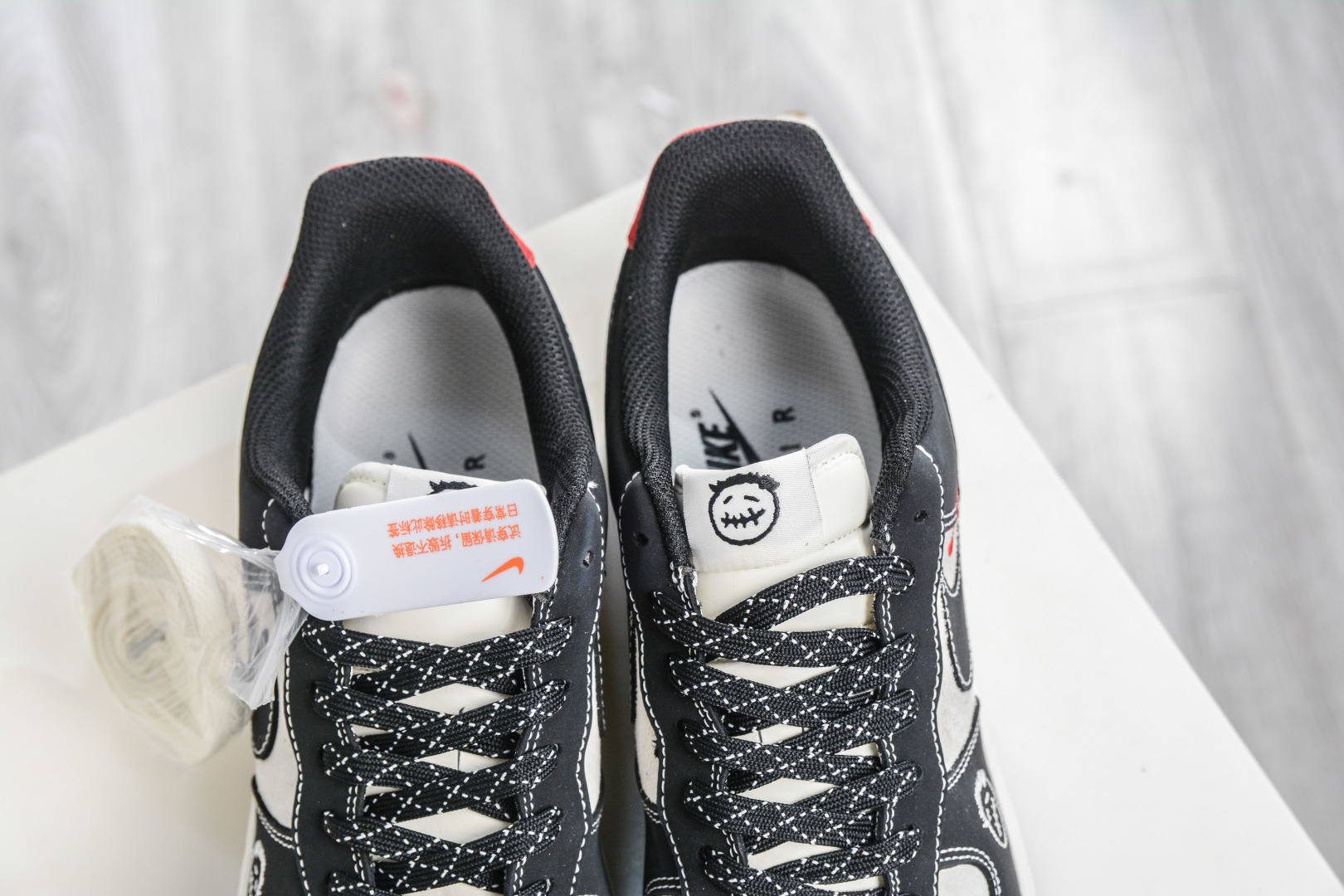 260 The North Face x NIke Air Force 1 北面联名-黑灰红 KG6699-F43-Chinese UA Cheap High Quatity Brand Clothes Bags handbags Sneakers wholesale wholesaler seller from China Factory suppliers Fashion Clothing Shoes best Quality Beautiful Price 260 The North Face x NIke Air Force 1 北面联名-黑灰红 KG6699-F43