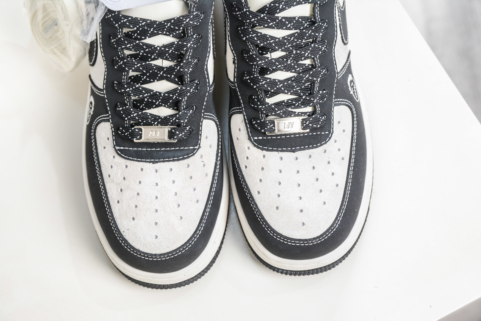 260 The North Face x NIke Air Force 1 北面联名-黑灰红 KG6699-F43-Chinese UA Cheap High Quatity Brand Clothes Bags handbags Sneakers wholesale wholesaler seller from China Factory suppliers Fashion Clothing Shoes best Quality Beautiful Price 260 The North Face x NIke Air Force 1 北面联名-黑灰红 KG6699-F43