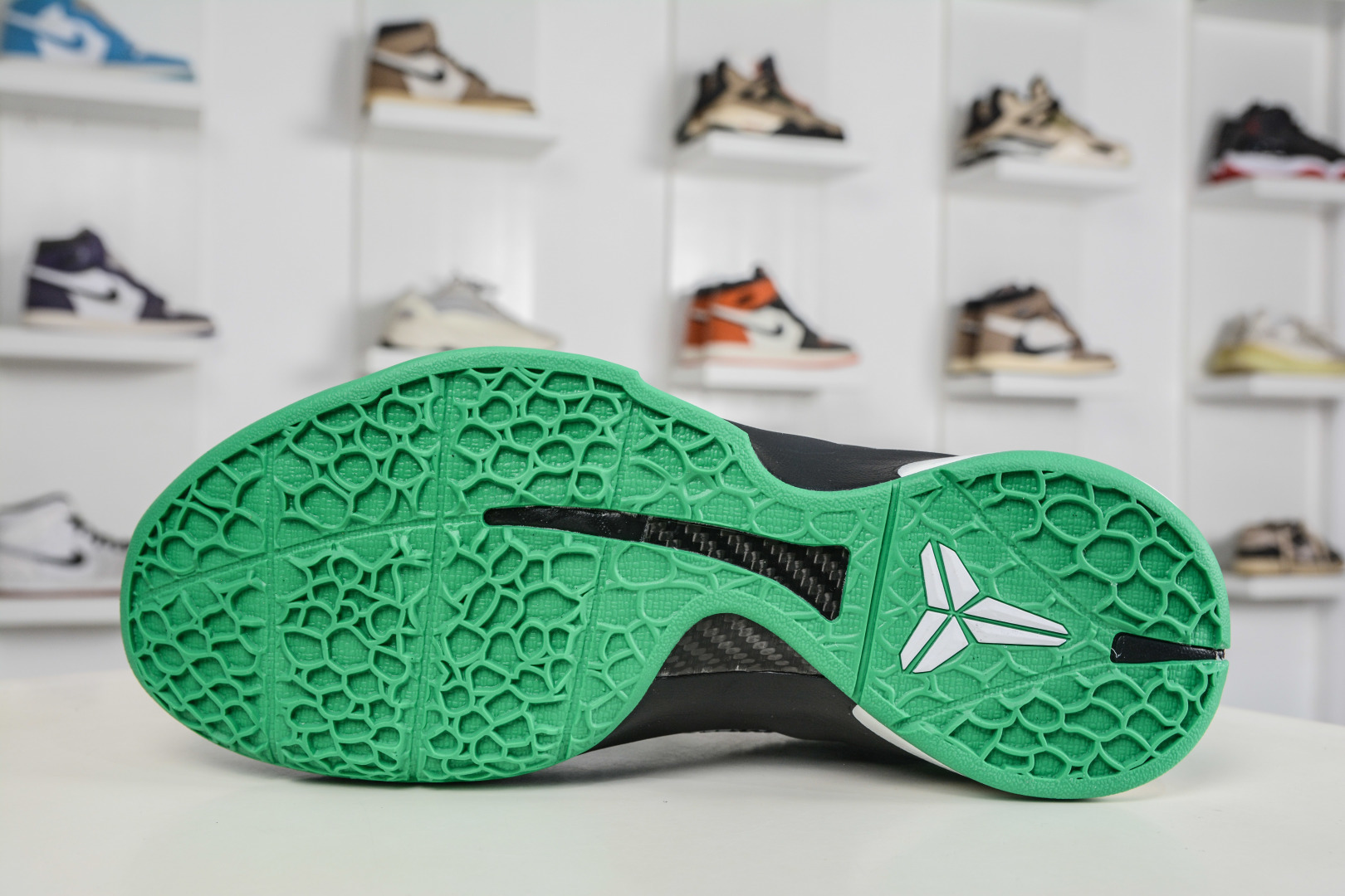 360 Nike Zoom Kobe VI 马年限定 CNY新年款 耐克 科比6代系列 低帮复刻实战运动低帮文化篮球鞋 CW2190-015-Chinese UA Cheap High Quatity Brand Clothes Bags handbags Sneakers wholesale wholesaler seller from China Factory suppliers Fashion Clothing Shoes best Quality Beautiful Price 360 Nike Zoom Kobe VI 马年限定 CNY新年款 耐克 科比6代系列 低帮复刻实战运动低帮文化篮球鞋 CW2190-015