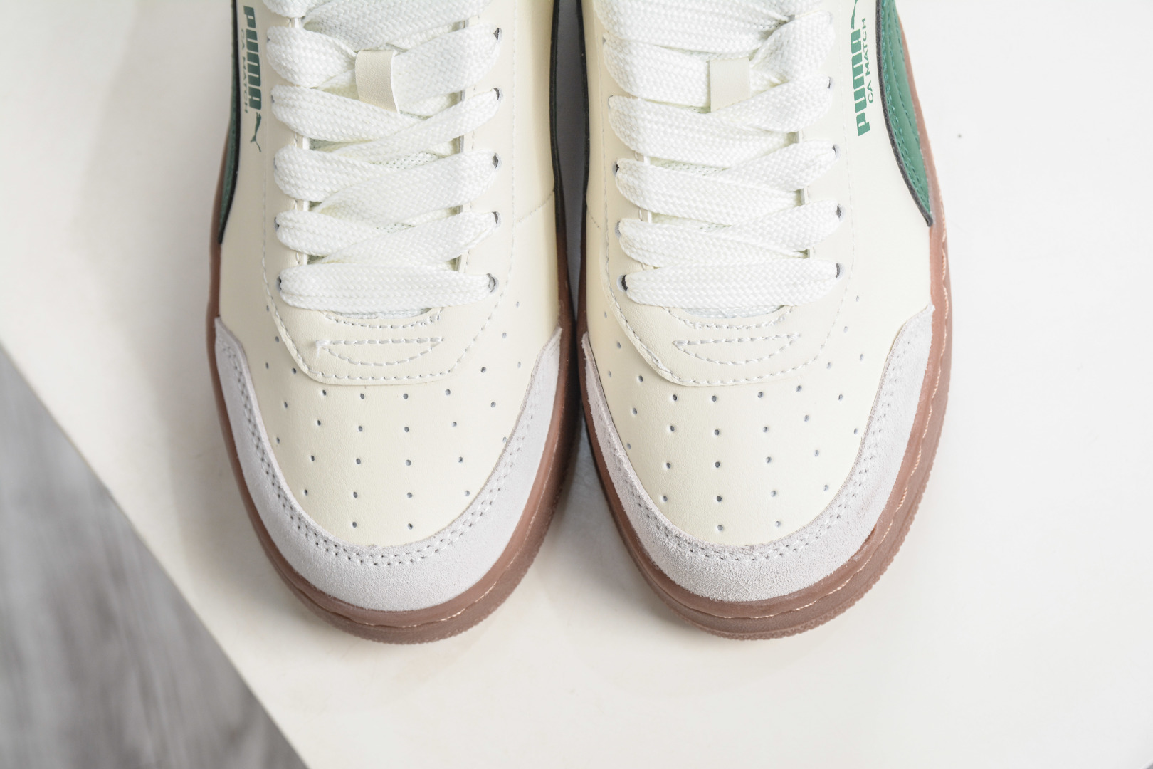 150 PUMA彪马 CA Match Court 休闲经典简约复古 低帮 板鞋 308621-09-Chinese UA Cheap High Quatity Brand Clothes Bags handbags Sneakers wholesale wholesaler seller from China Factory suppliers Fashion Clothing Shoes best Quality Beautiful Price 150 PUMA彪马 CA Match Court 休闲经典简约复古 低帮 板鞋 308621-09