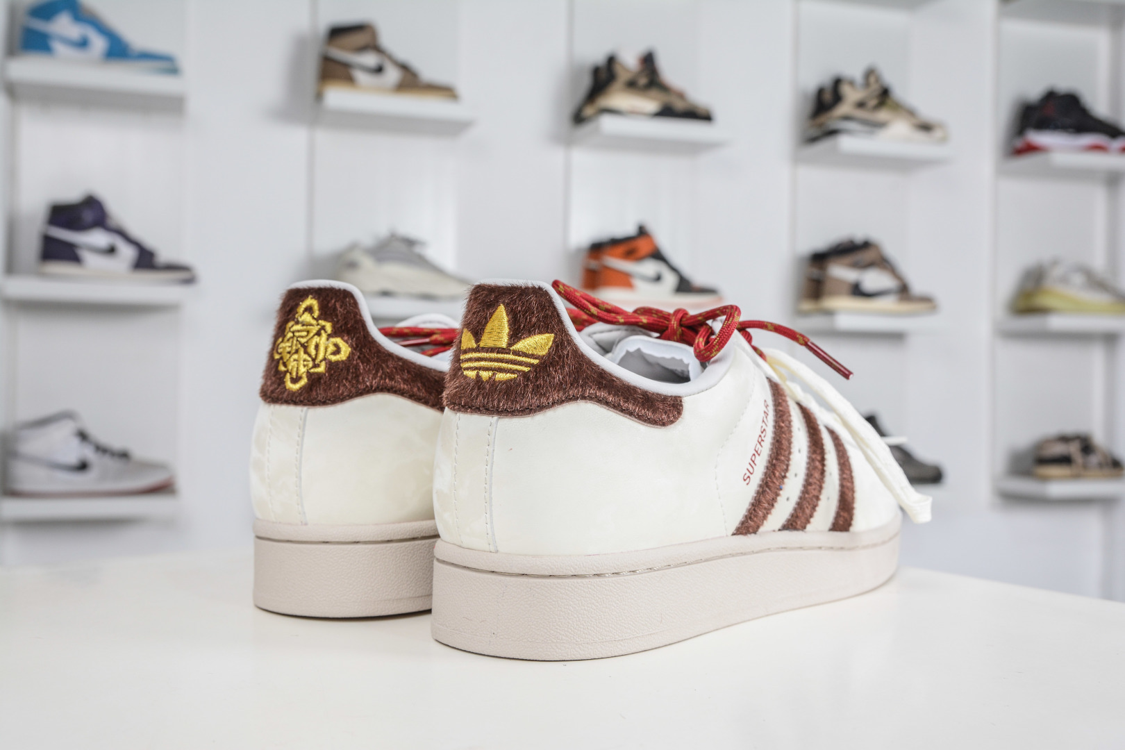 140 Adidas Originals Superstar 马年限定 2025全新版本 贝壳头同步 KJ6293-Chinese UA Cheap High Quatity Brand Clothes Bags handbags Sneakers wholesale wholesaler seller from China Factory suppliers Fashion Clothing Shoes best Quality Beautiful Price 140 Adidas Originals Superstar 马年限定 2025全新版本 贝壳头同步 KJ6293
