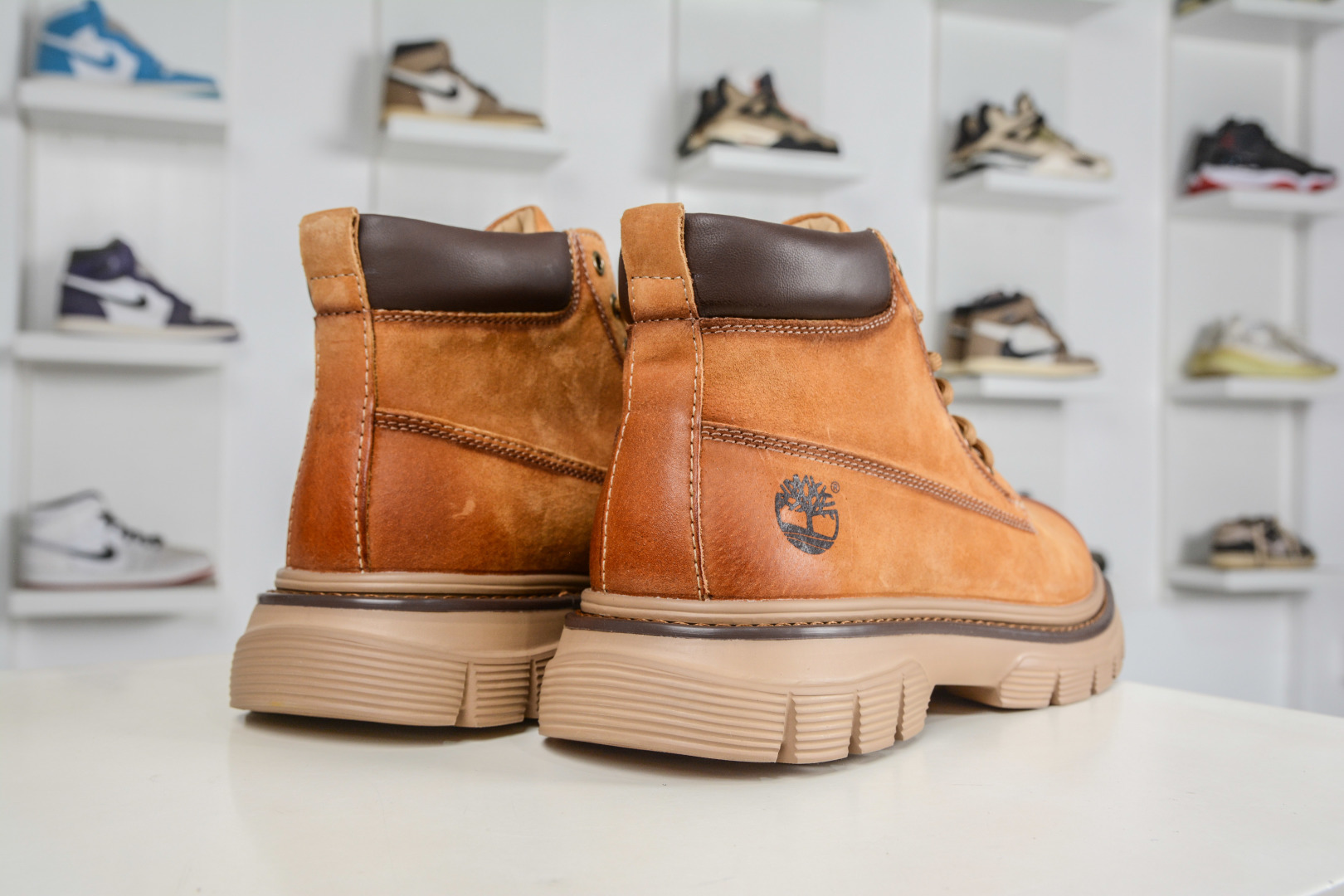 230 新年福利特价 Timberland添柏岚/天伯伦 秋冬新品(毛绒内里保暖锁热)秋冬必备户外休闲大黄靴系列-Chinese UA Cheap High Quatity Brand Clothes Bags handbags Sneakers wholesale wholesaler seller from China Factory suppliers Fashion Clothing Shoes best Quality Beautiful Price 230 新年福利特价 Timberland添柏岚/天伯伦 秋冬新品(毛绒内里保暖锁热)秋冬必备户外休闲大黄靴系列
