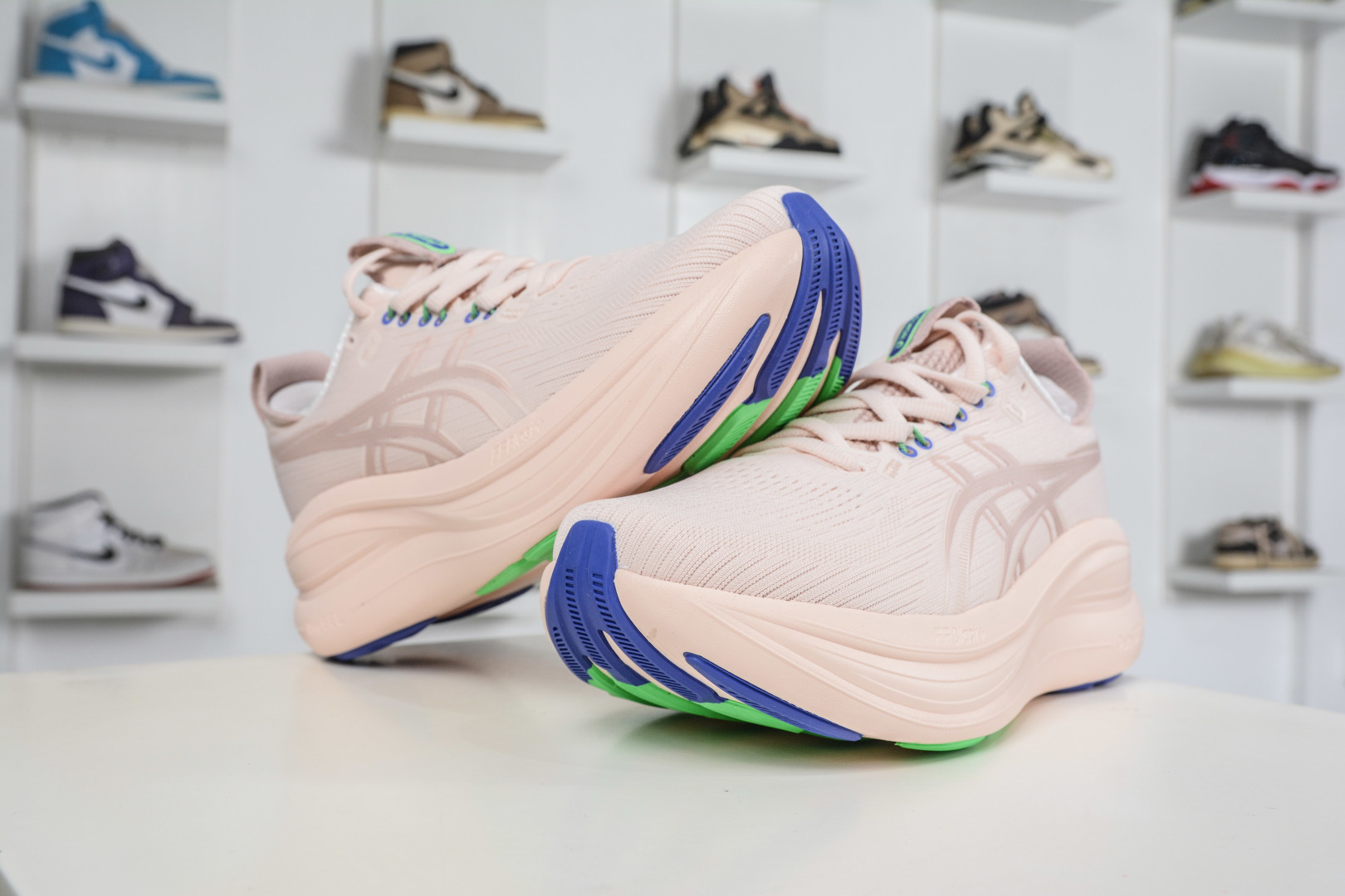 190 Asics GEL-Nimbus 28 亚瑟士缓震跑鞋 1011C127-700-Chinese UA Cheap High Quatity Brand Clothes Bags handbags Sneakers wholesale wholesaler seller from China Factory suppliers Fashion Clothing Shoes best Quality Beautiful Price 190 Asics GEL-Nimbus 28 亚瑟士缓震跑鞋 1011C127-700
