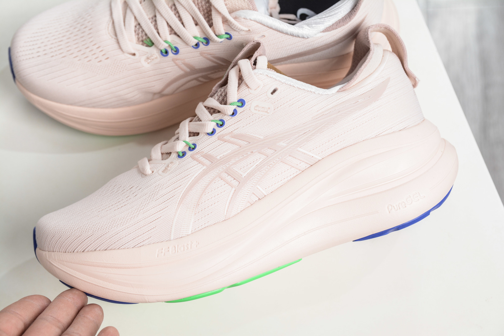 190 Asics GEL-Nimbus 28 亚瑟士缓震跑鞋 1011C127-700-Chinese UA Cheap High Quatity Brand Clothes Bags handbags Sneakers wholesale wholesaler seller from China Factory suppliers Fashion Clothing Shoes best Quality Beautiful Price 190 Asics GEL-Nimbus 28 亚瑟士缓震跑鞋 1011C127-700
