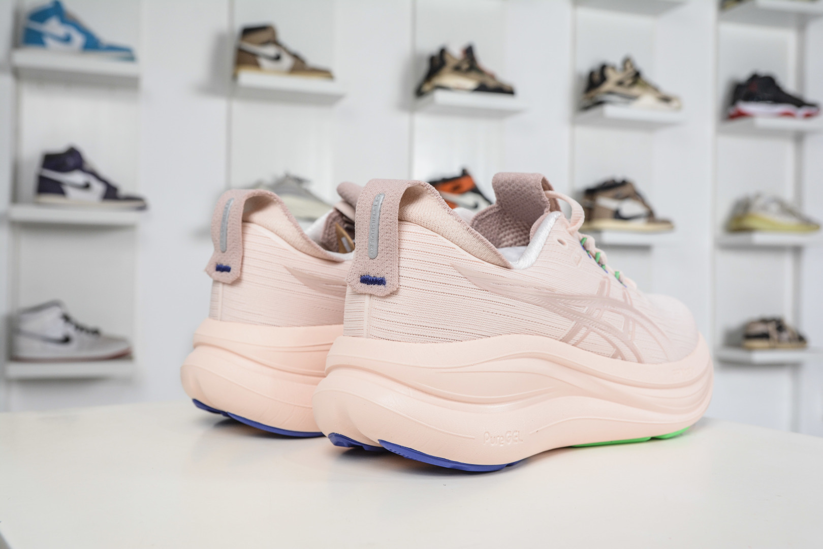 190 Asics GEL-Nimbus 28 亚瑟士缓震跑鞋 1011C127-700-Chinese UA Cheap High Quatity Brand Clothes Bags handbags Sneakers wholesale wholesaler seller from China Factory suppliers Fashion Clothing Shoes best Quality Beautiful Price 190 Asics GEL-Nimbus 28 亚瑟士缓震跑鞋 1011C127-700