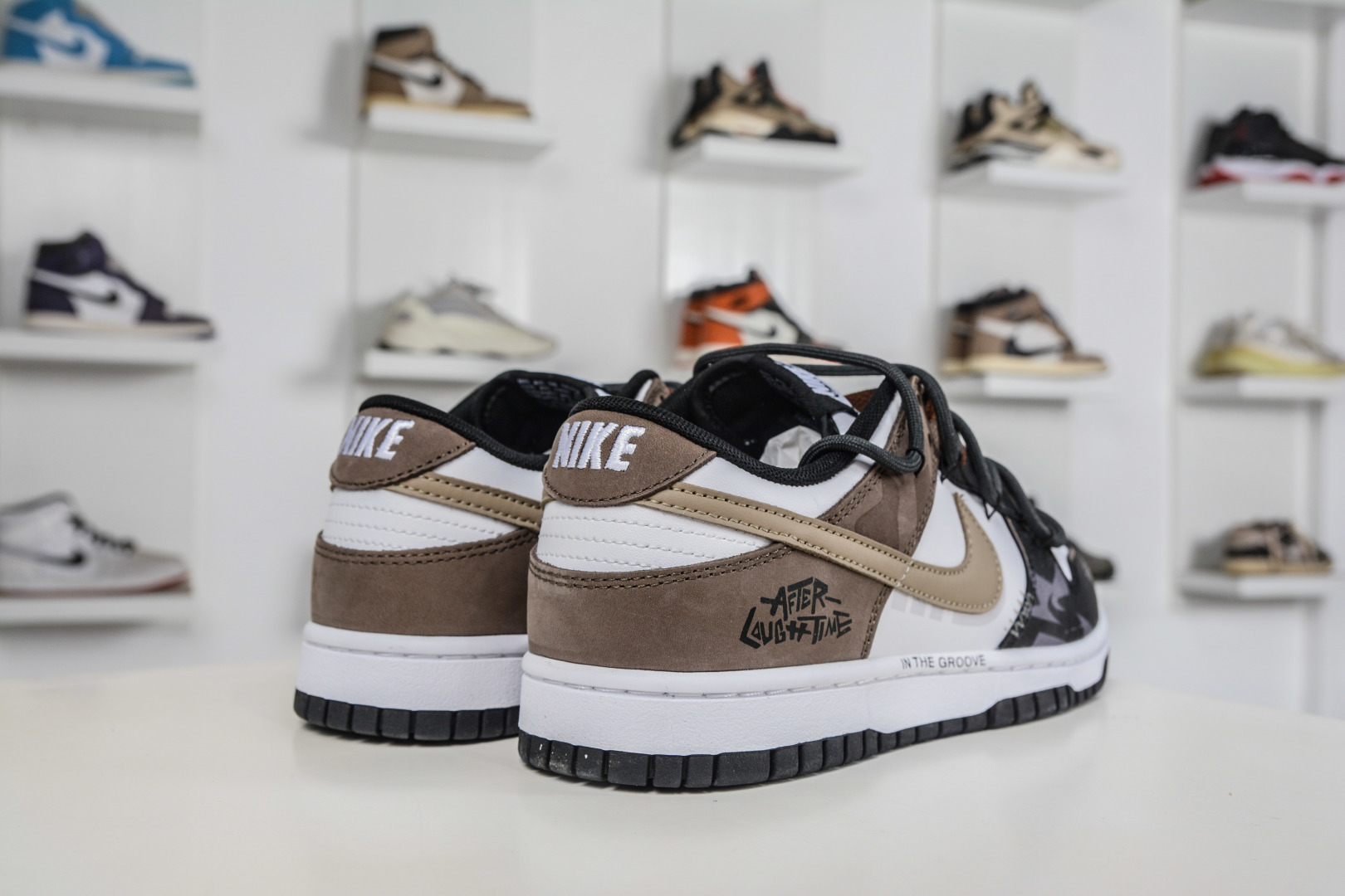 270 Nike Dunk Low 余晖之下 黑白棕 当日光行至最后一寸 HF5441-100-Chinese UA Cheap High Quatity Brand Clothes Bags handbags Sneakers wholesale wholesaler seller from China Factory suppliers Fashion Clothing Shoes best Quality Beautiful Price 270 Nike Dunk Low 余晖之下 黑白棕 当日光行至最后一寸 HF5441-100
