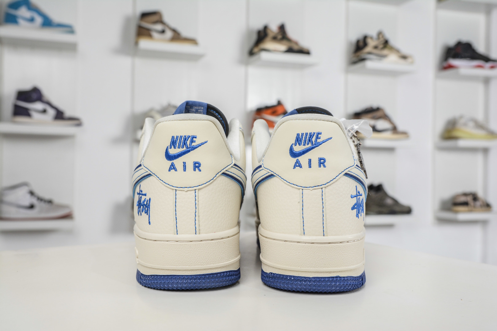 260 Stussy x NIke Air Force 1 斯图西联名-黑白蓝 DN1688-811-Chinese UA Cheap High Quatity Brand Clothes Bags handbags Sneakers wholesale wholesaler seller from China Factory suppliers Fashion Clothing Shoes best Quality Beautiful Price 260 Stussy x NIke Air Force 1 斯图西联名-黑白蓝 DN1688-811