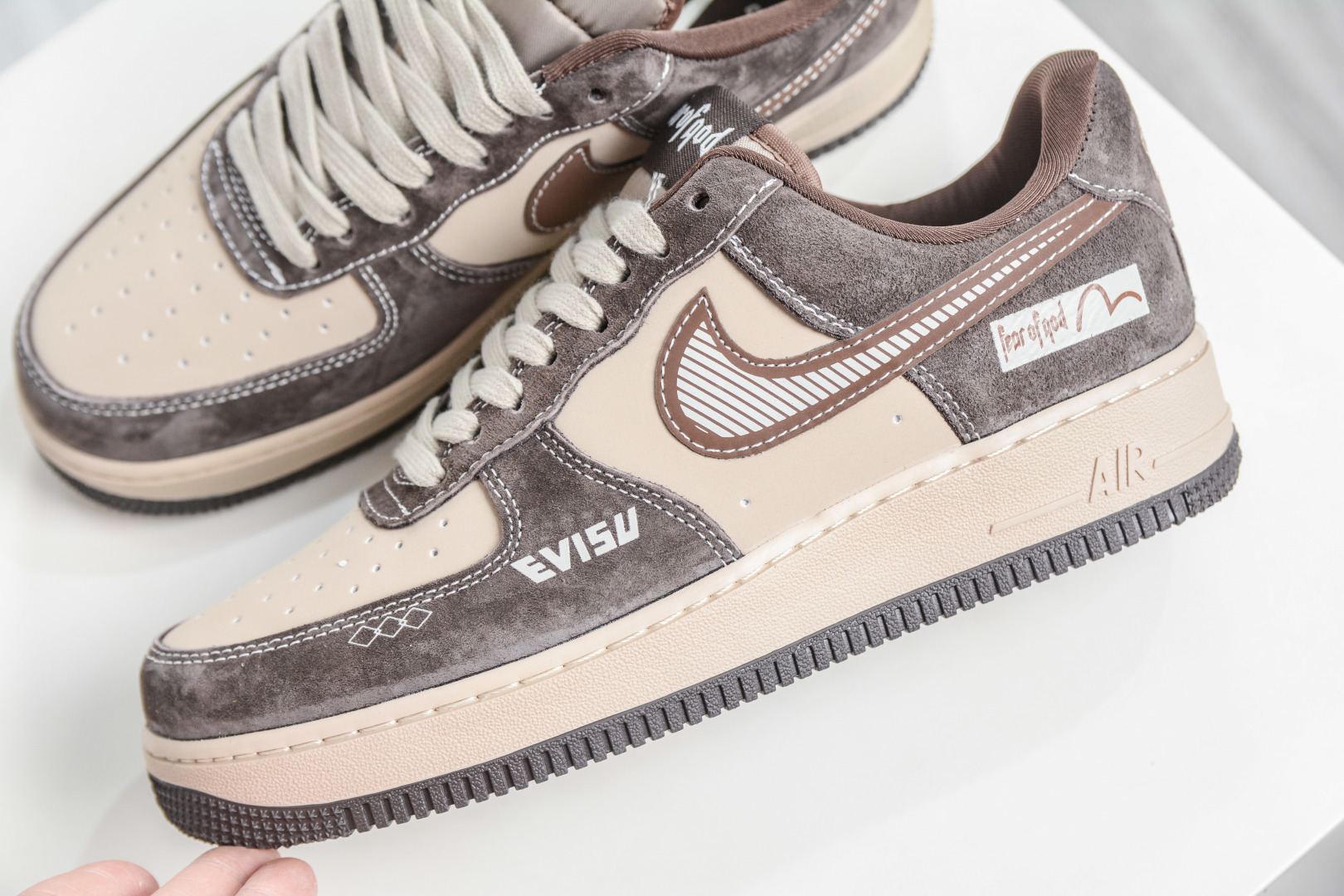 260 Fear of God x NIke Air Force 1 FOG联名-咖棕 KL1688-001-Chinese UA Cheap High Quatity Brand Clothes Bags handbags Sneakers wholesale wholesaler seller from China Factory suppliers Fashion Clothing Shoes best Quality Beautiful Price 260 Fear of God x NIke Air Force 1 FOG联名-咖棕 KL1688-001