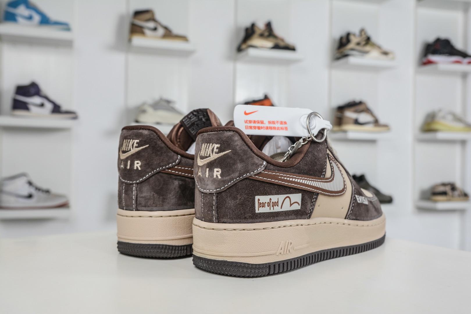 260 Fear of God x NIke Air Force 1 FOG联名-咖棕 KL1688-001-Chinese UA Cheap High Quatity Brand Clothes Bags handbags Sneakers wholesale wholesaler seller from China Factory suppliers Fashion Clothing Shoes best Quality Beautiful Price 260 Fear of God x NIke Air Force 1 FOG联名-咖棕 KL1688-001