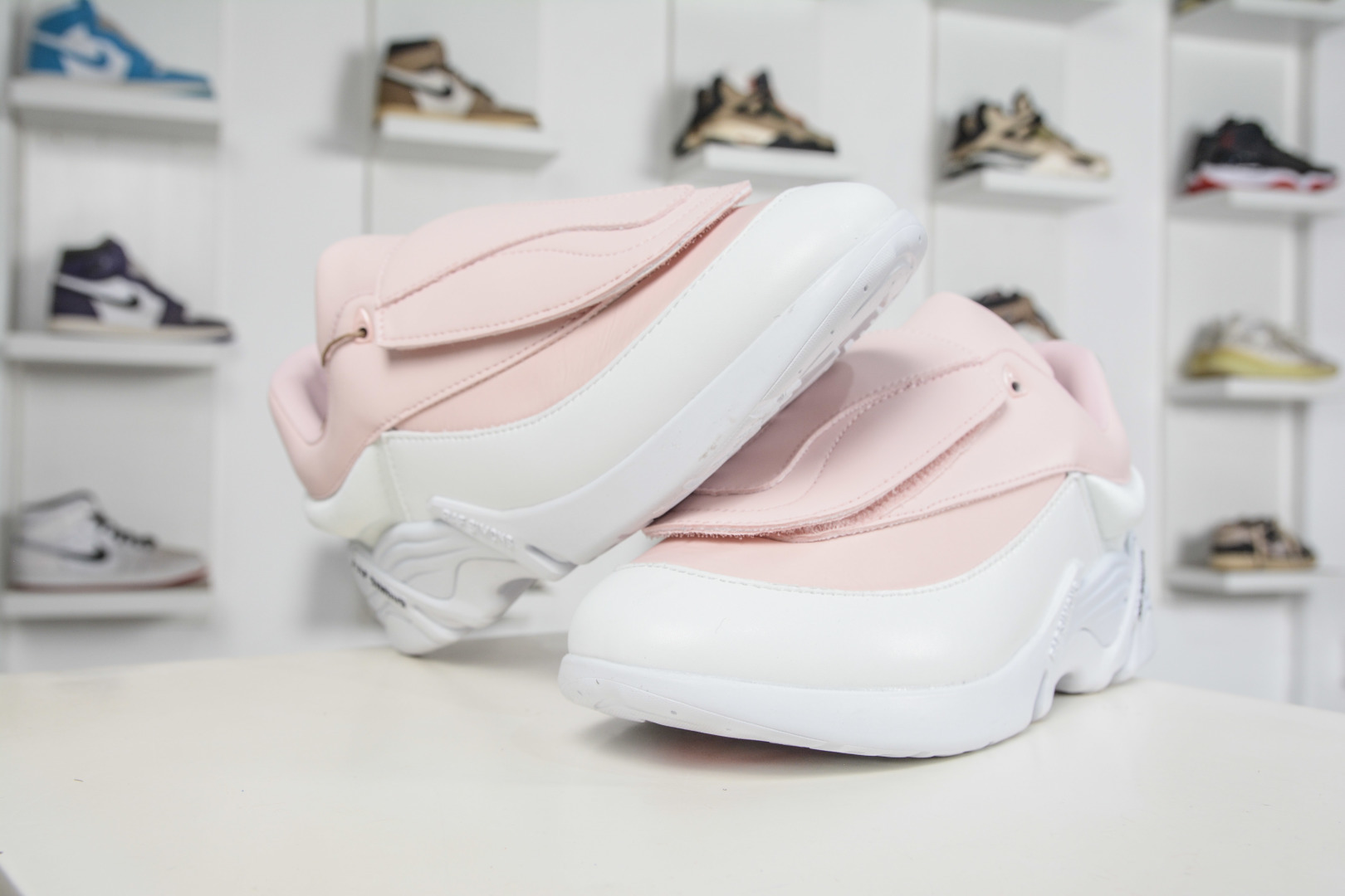 260 RAF SIMONS CYLON-21 潮流运动 圆头系带 低帮休闲鞋采用光滑皮革 HR740001S-300-Chinese UA Cheap High Quatity Brand Clothes Bags handbags Sneakers wholesale wholesaler seller from China Factory suppliers Fashion Clothing Shoes best Quality Beautiful Price 260 RAF SIMONS CYLON-21 潮流运动 圆头系带 低帮休闲鞋采用光滑皮革 HR740001S-300