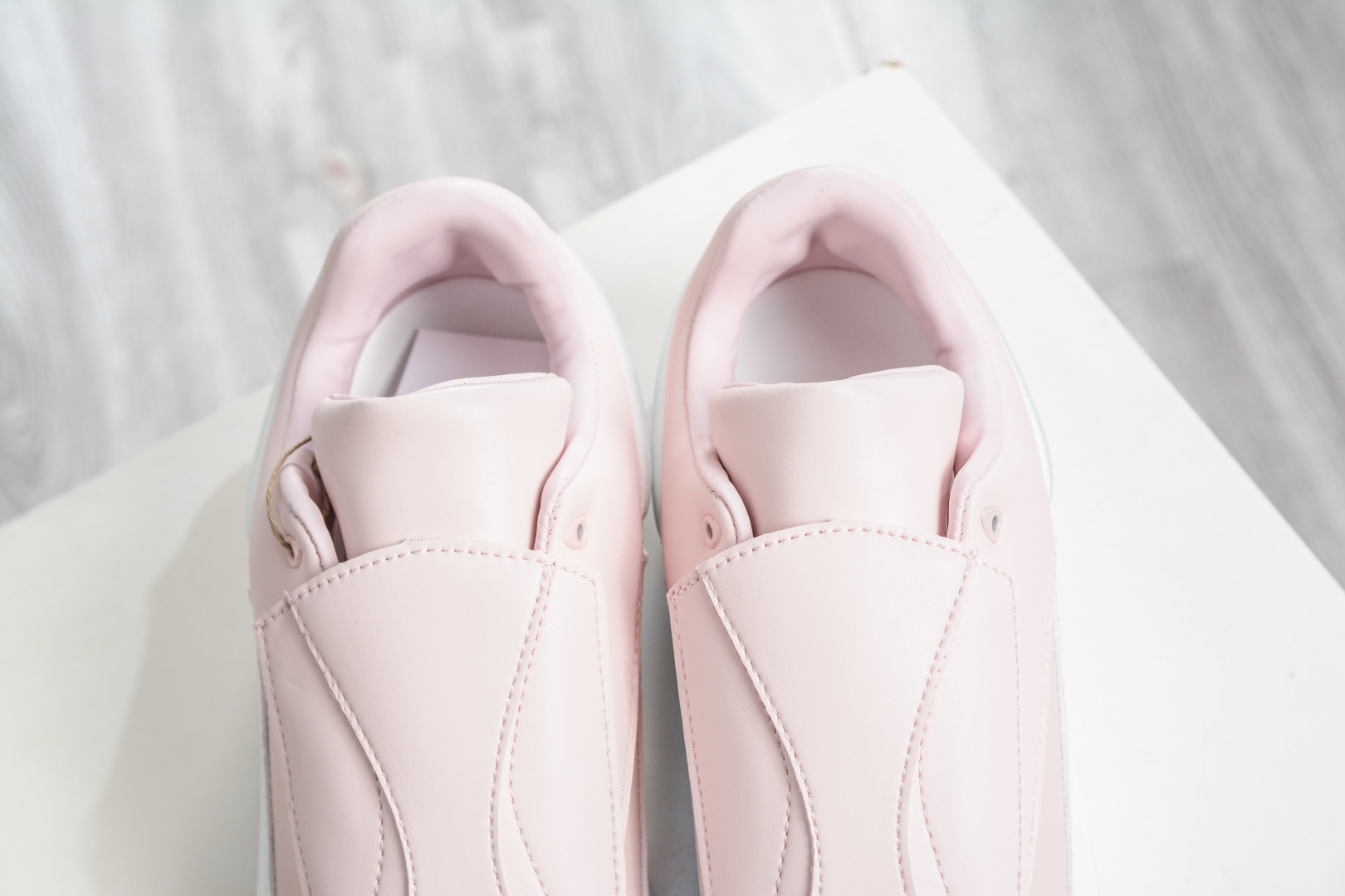 260 RAF SIMONS CYLON-21 潮流运动 圆头系带 低帮休闲鞋采用光滑皮革 HR740001S-300-Chinese UA Cheap High Quatity Brand Clothes Bags handbags Sneakers wholesale wholesaler seller from China Factory suppliers Fashion Clothing Shoes best Quality Beautiful Price 260 RAF SIMONS CYLON-21 潮流运动 圆头系带 低帮休闲鞋采用光滑皮革 HR740001S-300