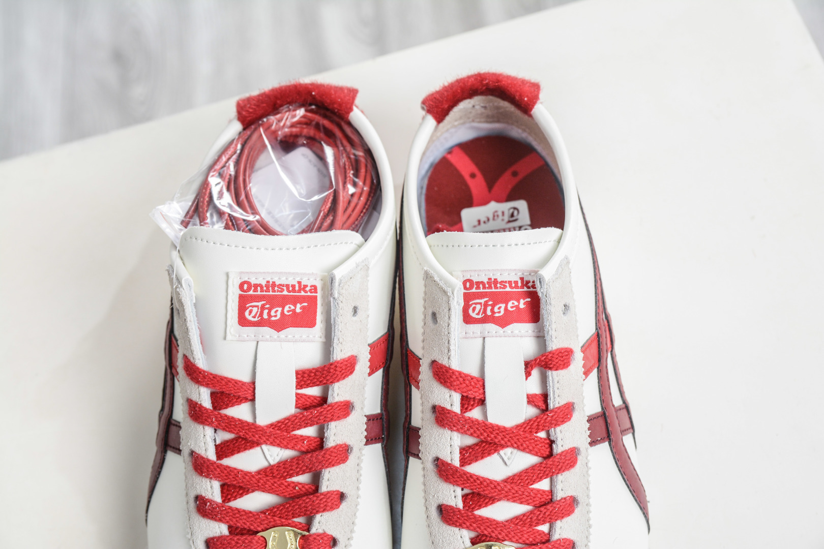 140 Asics 鬼冢虎 Mexico 66 VIN 马年限定 1183C600-100-Chinese UA Cheap High Quatity Brand Clothes Bags handbags Sneakers wholesale wholesaler seller from China Factory suppliers Fashion Clothing Shoes best Quality Beautiful Price 140 Asics 鬼冢虎 Mexico 66 VIN 马年限定 1183C600-100