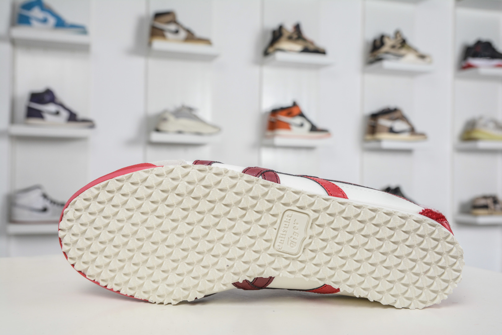 140 Asics 鬼冢虎 Mexico 66 VIN 马年限定 1183C600-100-Chinese UA Cheap High Quatity Brand Clothes Bags handbags Sneakers wholesale wholesaler seller from China Factory suppliers Fashion Clothing Shoes best Quality Beautiful Price 140 Asics 鬼冢虎 Mexico 66 VIN 马年限定 1183C600-100