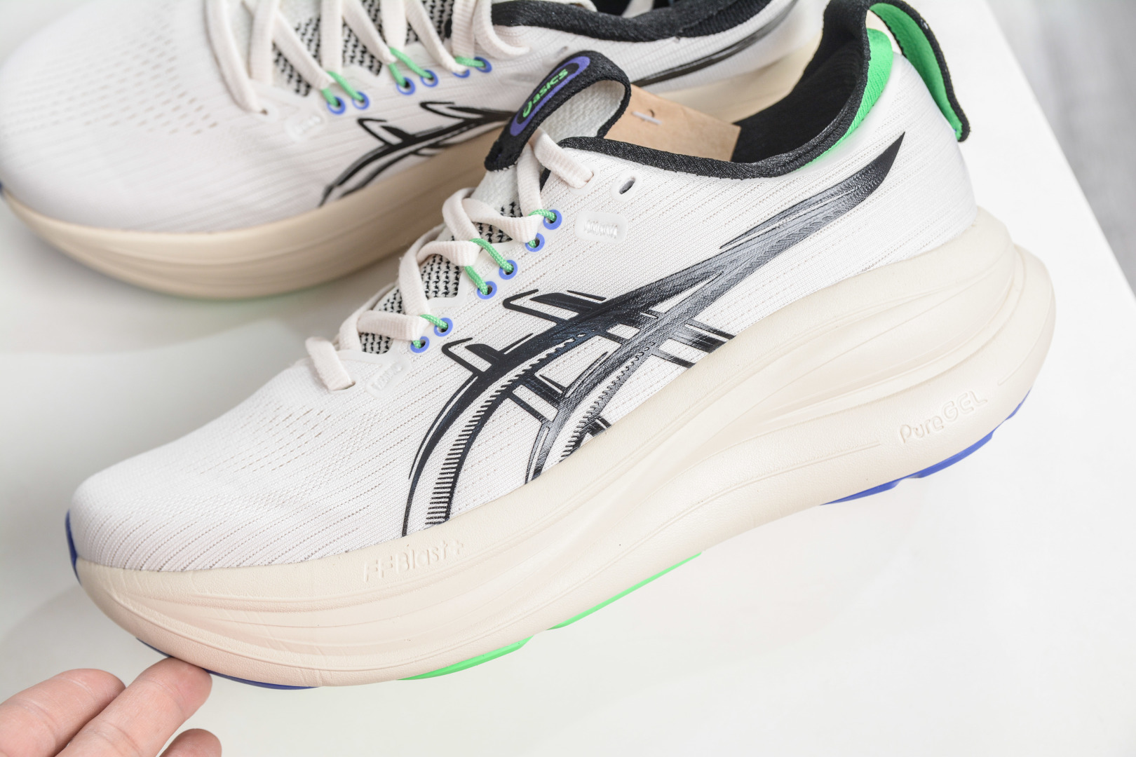 190 Asics GEL-Nimbus 28 亚瑟士缓震跑鞋 1011C127-800-Chinese UA Cheap High Quatity Brand Clothes Bags handbags Sneakers wholesale wholesaler seller from China Factory suppliers Fashion Clothing Shoes best Quality Beautiful Price 190 Asics GEL-Nimbus 28 亚瑟士缓震跑鞋 1011C127-800