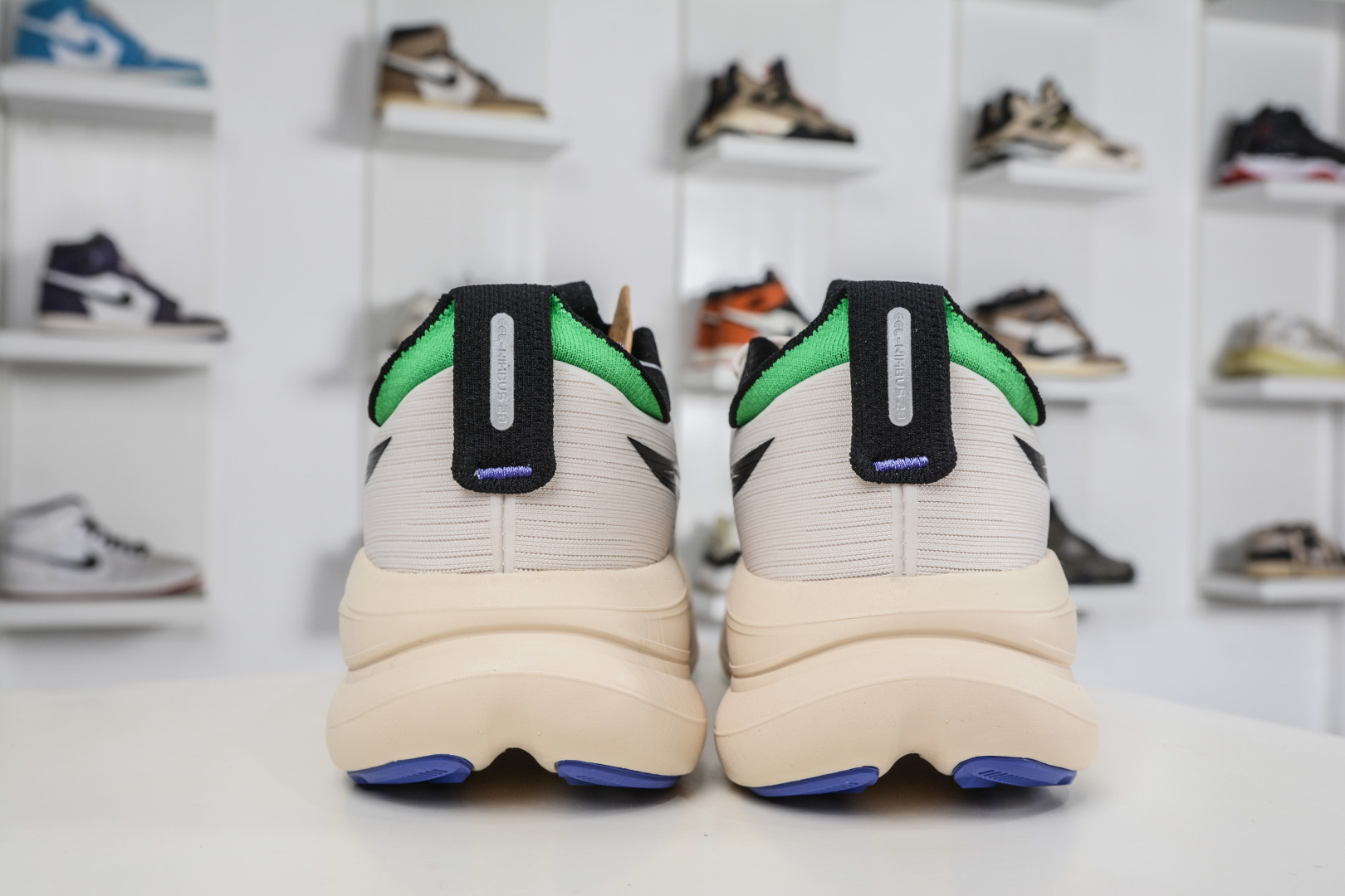 190 Asics GEL-Nimbus 28 亚瑟士缓震跑鞋 1011C127-800-Chinese UA Cheap High Quatity Brand Clothes Bags handbags Sneakers wholesale wholesaler seller from China Factory suppliers Fashion Clothing Shoes best Quality Beautiful Price 190 Asics GEL-Nimbus 28 亚瑟士缓震跑鞋 1011C127-800