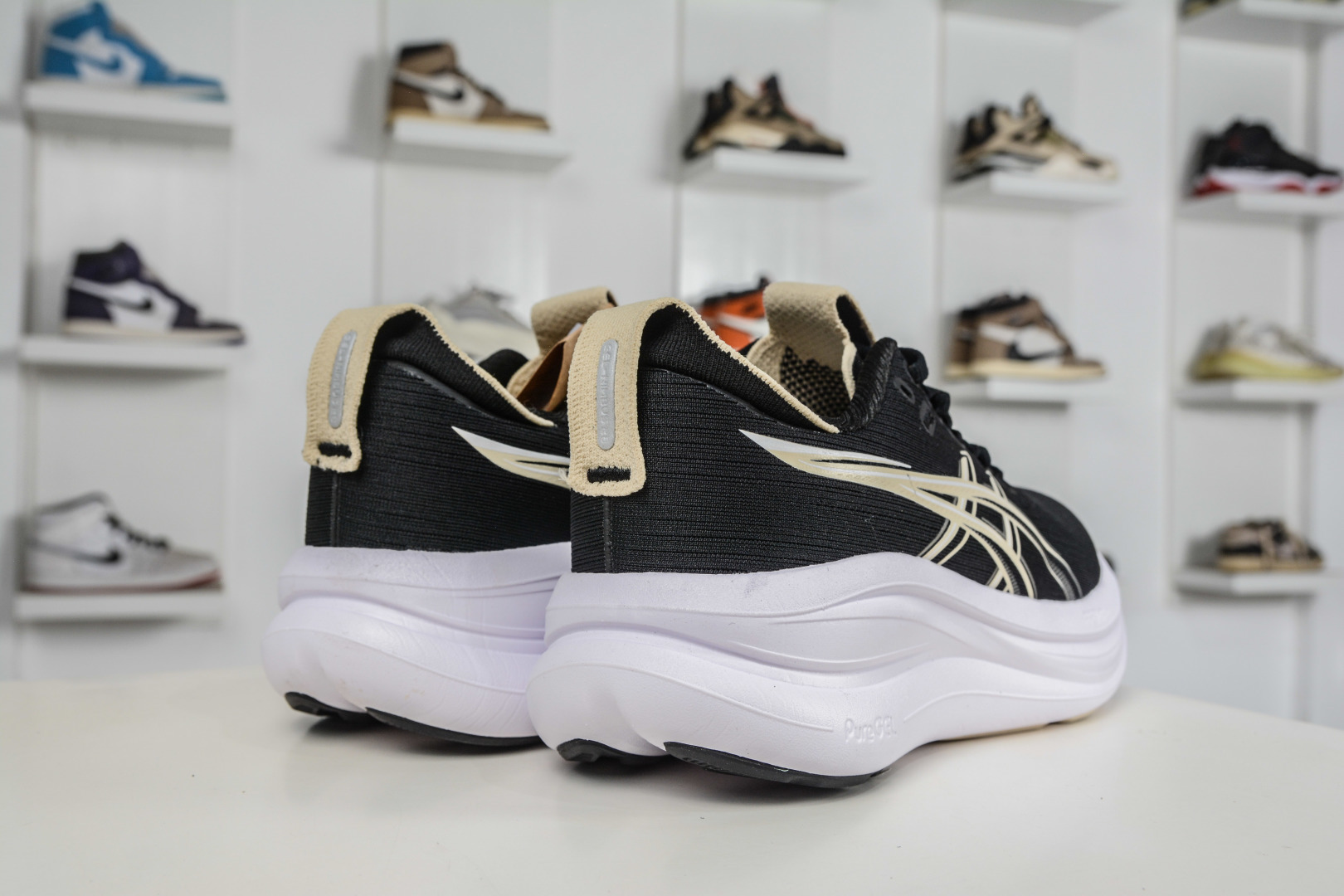190 Asics GEL-Nimbus 28 亚瑟士缓震跑鞋 1011C145-002-Chinese UA Cheap High Quatity Brand Clothes Bags handbags Sneakers wholesale wholesaler seller from China Factory suppliers Fashion Clothing Shoes best Quality Beautiful Price 190 Asics GEL-Nimbus 28 亚瑟士缓震跑鞋 1011C145-002