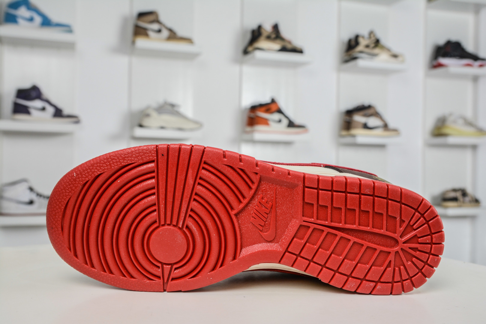 Nike Dunk Low 马年限定 白咖啡红 YF9511-927 Nike Dunk Low 马年限定 白咖啡红 YF9511-927