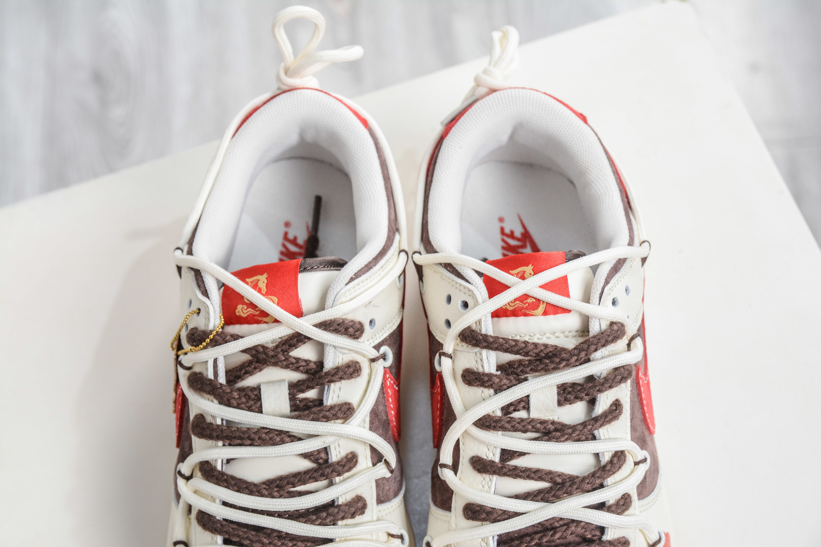 Nike Dunk Low 马年限定 白棕绑带 YX5066-C66 Nike Dunk Low 马年限定 白棕绑带 YX5066-C66