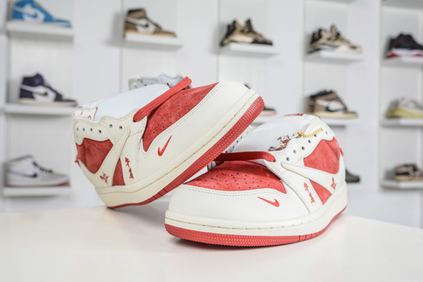The North Face x Supreme x Travis Scott x Air Jordan 1 Low乔丹1代低帮倒钩北面Sup马年限定联名-白红 DM7866-123 The North Face x Supreme x Travis Scott x Air Jordan 1 Low乔丹1代低帮倒钩北面Sup马年限定联名-白红 DM7866-123