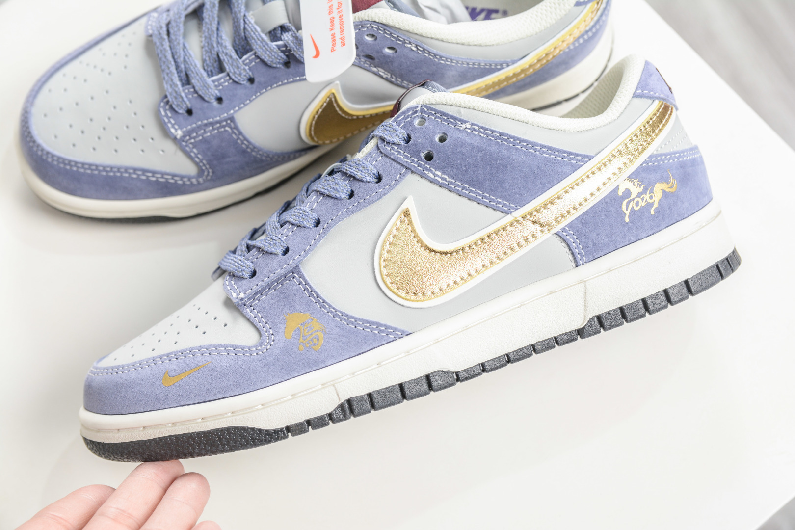 Nike SB Dunk Low 马年限定 灰紫麂皮 DN3168-022 Nike SB Dunk Low 马年限定 灰紫麂皮 DN3168-022