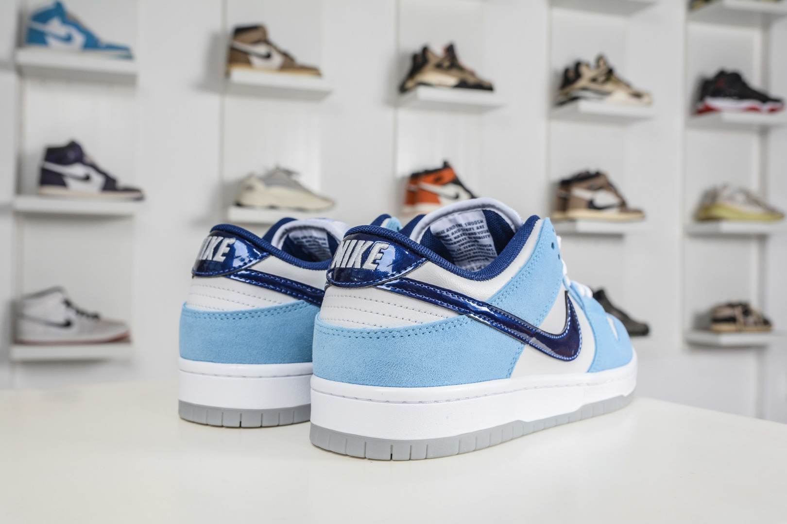 250 Nike Dunk SB 青空紫苑 蓝白 当晨曦前的淡蓝浸染鞋面 BP0508-038-Chinese UA Cheap High Quatity Brand Clothes Bags handbags Sneakers wholesale wholesaler seller from China Factory suppliers Fashion Clothing Shoes best Quality Beautiful Price 250 Nike Dunk SB 青空紫苑 蓝白 当晨曦前的淡蓝浸染鞋面 BP0508-038