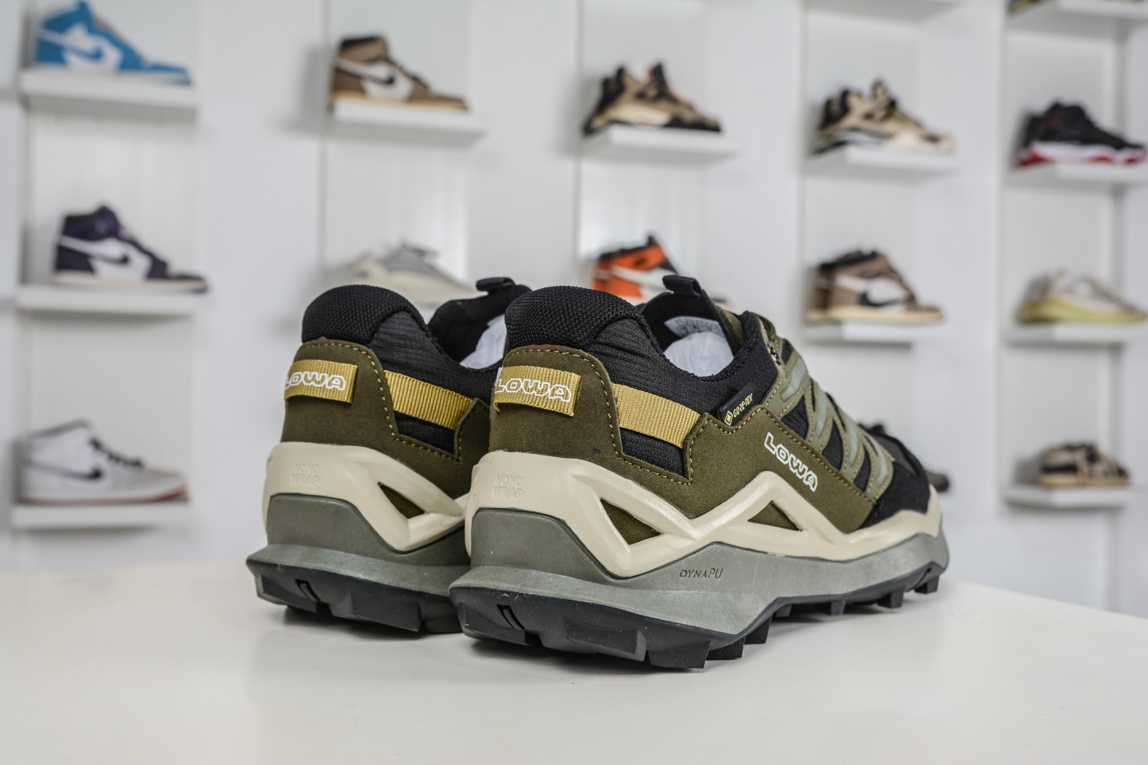 LOWA Maddox PRO GTX LO SL 德国徒步鞋MK1户外作战靴防水防滑透气登山鞋 LOWA Maddox PRO GTX LO SL 德国徒步鞋MK1户外作战靴防水防滑透气登山鞋