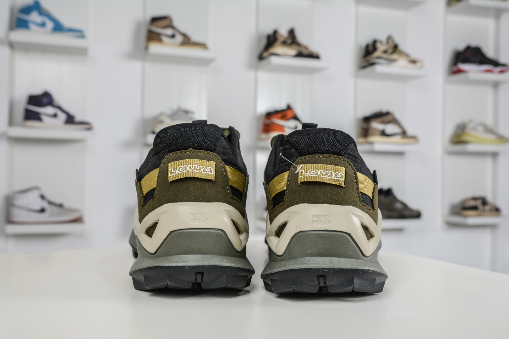 LOWA Maddox PRO GTX LO SL 德国徒步鞋MK1户外作战靴防水防滑透气登山鞋 LOWA Maddox PRO GTX LO SL 德国徒步鞋MK1户外作战靴防水防滑透气登山鞋