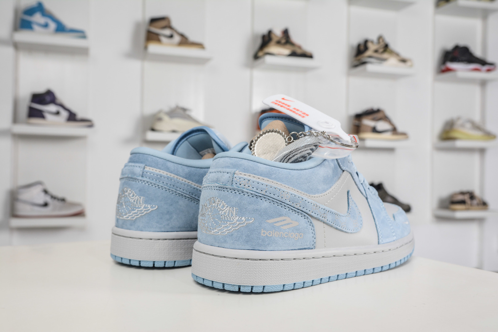 270 Air Jordan 1 Retro Low x Balenciaga 巴黎世家联名-灰蓝 QJ1988-009-Chinese UA Cheap High Quatity Brand Clothes Bags handbags Sneakers wholesale wholesaler seller from China Factory suppliers Fashion Clothing Shoes best Quality Beautiful Price 270 Air Jordan 1 Retro Low x Balenciaga 巴黎世家联名-灰蓝 QJ1988-009