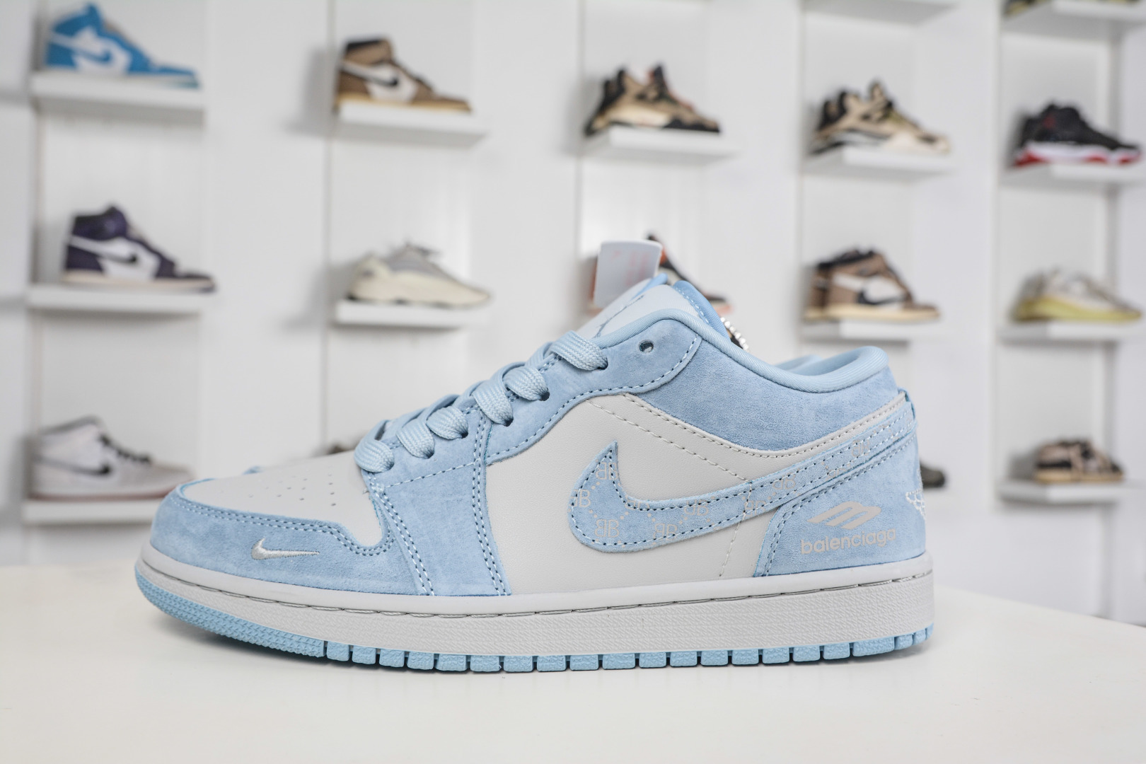 270 Air Jordan 1 Retro Low x Balenciaga 巴黎世家联名-灰蓝 QJ1988-009-Chinese UA Cheap High Quatity Brand Clothes Bags handbags Sneakers wholesale wholesaler seller from China Factory suppliers Fashion Clothing Shoes best Quality Beautiful Price 270 Air Jordan 1 Retro Low x Balenciaga 巴黎世家联名-灰蓝 QJ1988-009