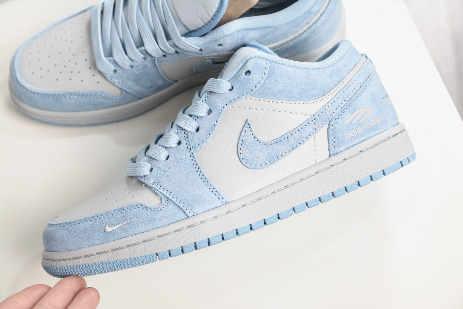 270 Air Jordan 1 Retro Low x Balenciaga 巴黎世家联名-灰蓝 QJ1988-009-Chinese UA Cheap High Quatity Brand Clothes Bags handbags Sneakers wholesale wholesaler seller from China Factory suppliers Fashion Clothing Shoes best Quality Beautiful Price 270 Air Jordan 1 Retro Low x Balenciaga 巴黎世家联名-灰蓝 QJ1988-009