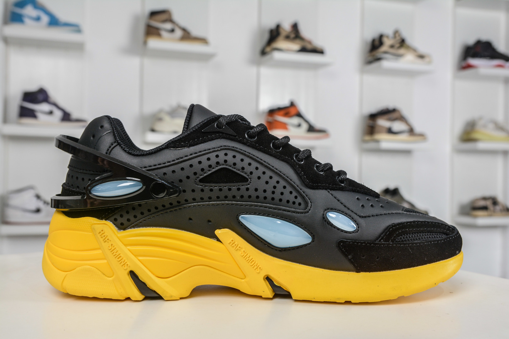 260 RAF SIMONS Cylon-21 ”水泡” 先锋潮流 复古低帮休闲鞋 圆头系带 低帮休闲鞋 HR740003L