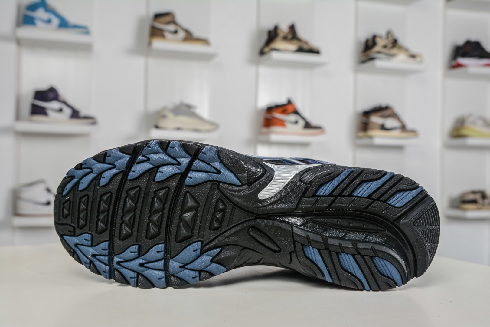 190 Asics Gel-Kahana TR Nexus 亚瑟士复古潮流休闲运动鞋 1203A872-002-Chinese UA Cheap High Quatity Brand Clothes Bags handbags Sneakers wholesale wholesaler seller from China Factory suppliers Fashion Clothing Shoes best Quality Beautiful Price 190 Asics Gel-Kahana TR Nexus 亚瑟士复古潮流休闲运动鞋 1203A872-002