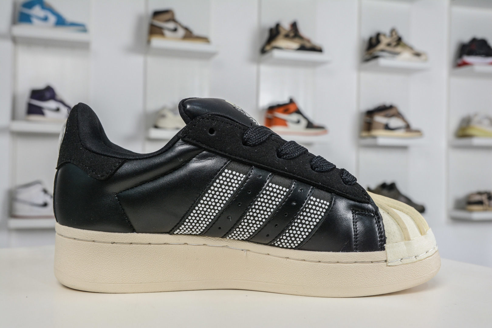 180 Adidas Originals Superstar Puffy Shell贝壳头厚底休闲板鞋 KJ6976-Chinese UA Cheap High Quatity Brand Clothes Bags handbags Sneakers wholesale wholesaler seller from China Factory suppliers Fashion Clothing Shoes best Quality Beautiful Price 180 Adidas Originals Superstar Puffy Shell贝壳头厚底休闲板鞋 KJ6976