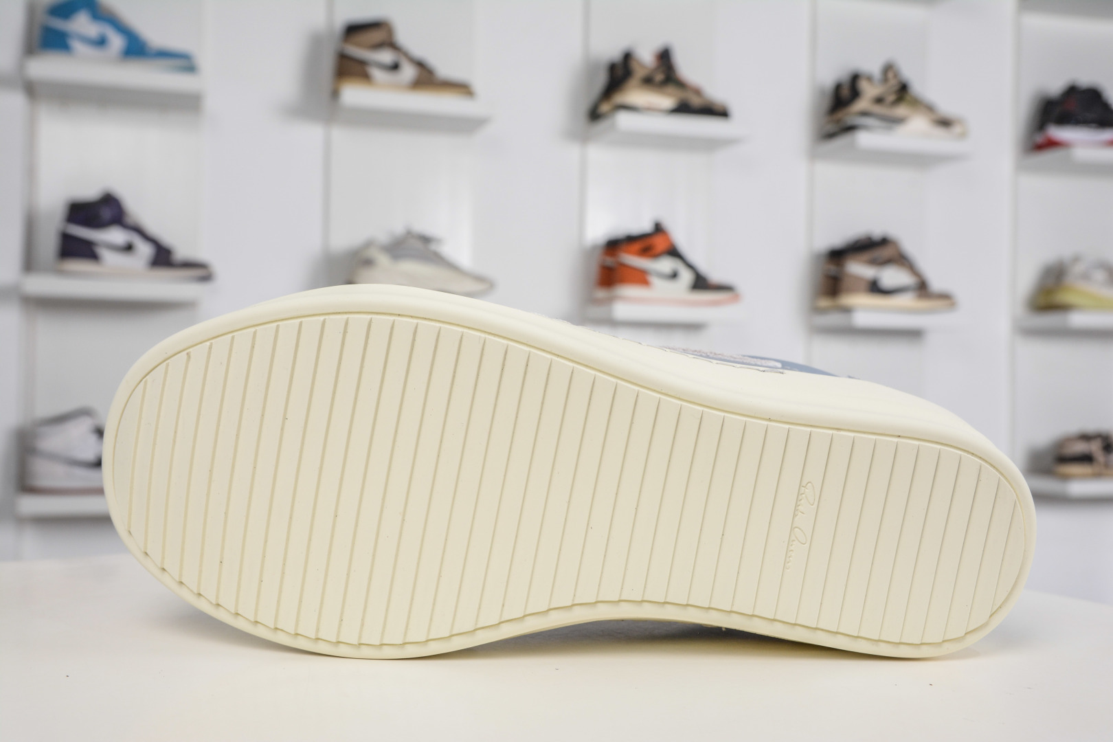 RICK OWENS/RO Hollywood 欧文斯 圆头系带低帮板鞋-Chinese wholesaler seller Clothes Bags handbags wholesale Shoes High Quatity wholesaler seller Cheap Sneakers from China Factory Chinese suppliers china wholesale clothing wholesaler seller RICK OWENS/RO Hollywood 欧文斯 圆头系带低帮板鞋