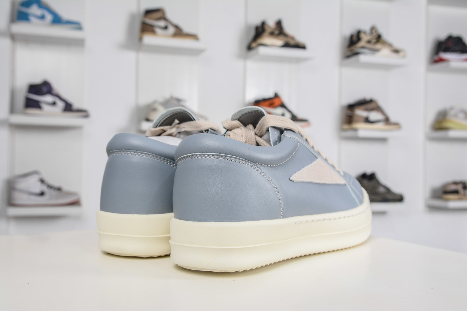 RICK OWENS/RO Hollywood 欧文斯 圆头系带低帮板鞋-Chinese wholesaler seller Clothes Bags handbags wholesale Shoes High Quatity wholesaler seller Cheap Sneakers from China Factory Chinese suppliers china wholesale clothing wholesaler seller RICK OWENS/RO Hollywood 欧文斯 圆头系带低帮板鞋