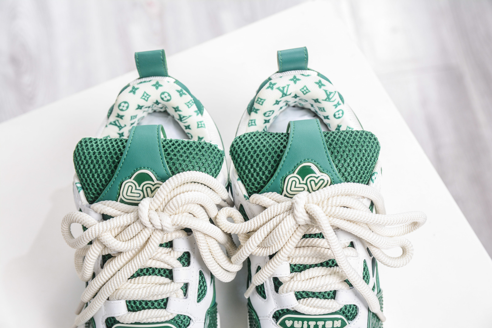 420 Louis Vuitton Trainer Skate 圆头系带 Sneaker Low 低帮时尚板鞋-Chinese UA Cheap High Quatity Brand Clothes Bags handbags Sneakers wholesale wholesaler seller from China Factory suppliers Fashion Clothing Shoes best Quality Beautiful Price 420 Louis Vuitton Trainer Skate 圆头系带 Sneaker Low 低帮时尚板鞋