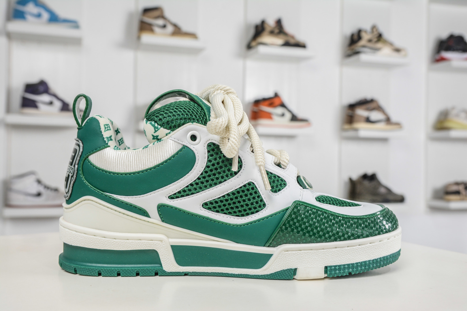 420 Louis Vuitton Trainer Skate 圆头系带 Sneaker Low 低帮时尚板鞋-Chinese UA Cheap High Quatity Brand Clothes Bags handbags Sneakers wholesale wholesaler seller from China Factory suppliers Fashion Clothing Shoes best Quality Beautiful Price 420 Louis Vuitton Trainer Skate 圆头系带 Sneaker Low 低帮时尚板鞋