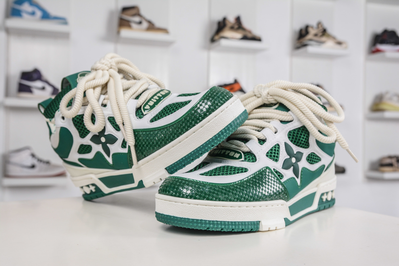 420 Louis Vuitton Trainer Skate 圆头系带 Sneaker Low 低帮时尚板鞋-Chinese UA Cheap High Quatity Brand Clothes Bags handbags Sneakers wholesale wholesaler seller from China Factory suppliers Fashion Clothing Shoes best Quality Beautiful Price 420 Louis Vuitton Trainer Skate 圆头系带 Sneaker Low 低帮时尚板鞋