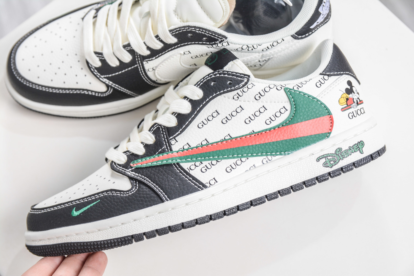 270 TS x Air Jordan x GUCCI AJ1 Low 倒钩低帮联名古驰-迪士尼红绿 DZ2688-009-Chinese UA Cheap High Quatity Brand Clothes Bags handbags Sneakers wholesale wholesaler seller from China Factory suppliers Fashion Clothing Shoes best Quality Beautiful Price 270 TS x Air Jordan x GUCCI AJ1 Low 倒钩低帮联名古驰-迪士尼红绿 DZ2688-009