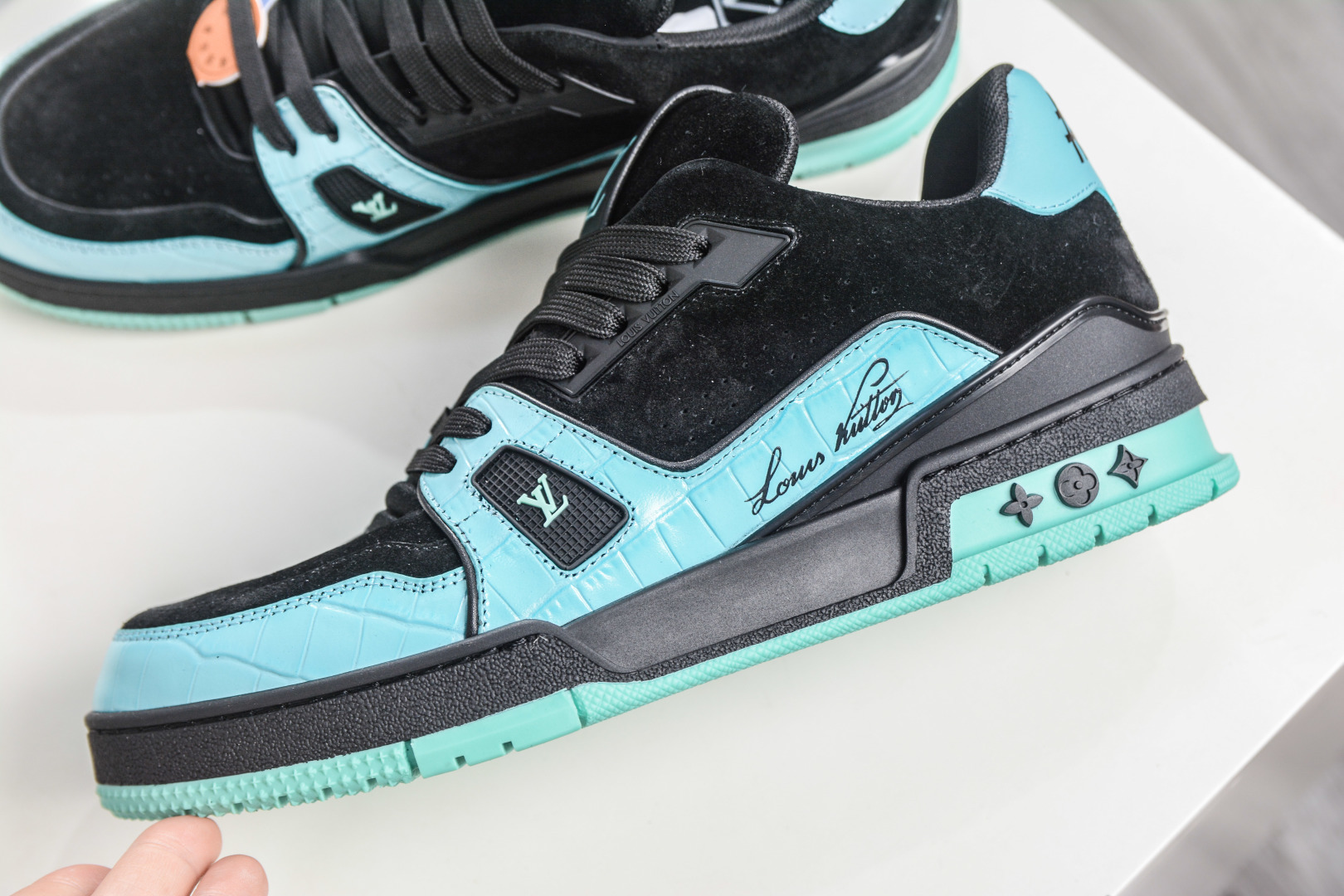 480 Louis Vuitton Trainer lv时装走秀运动鞋