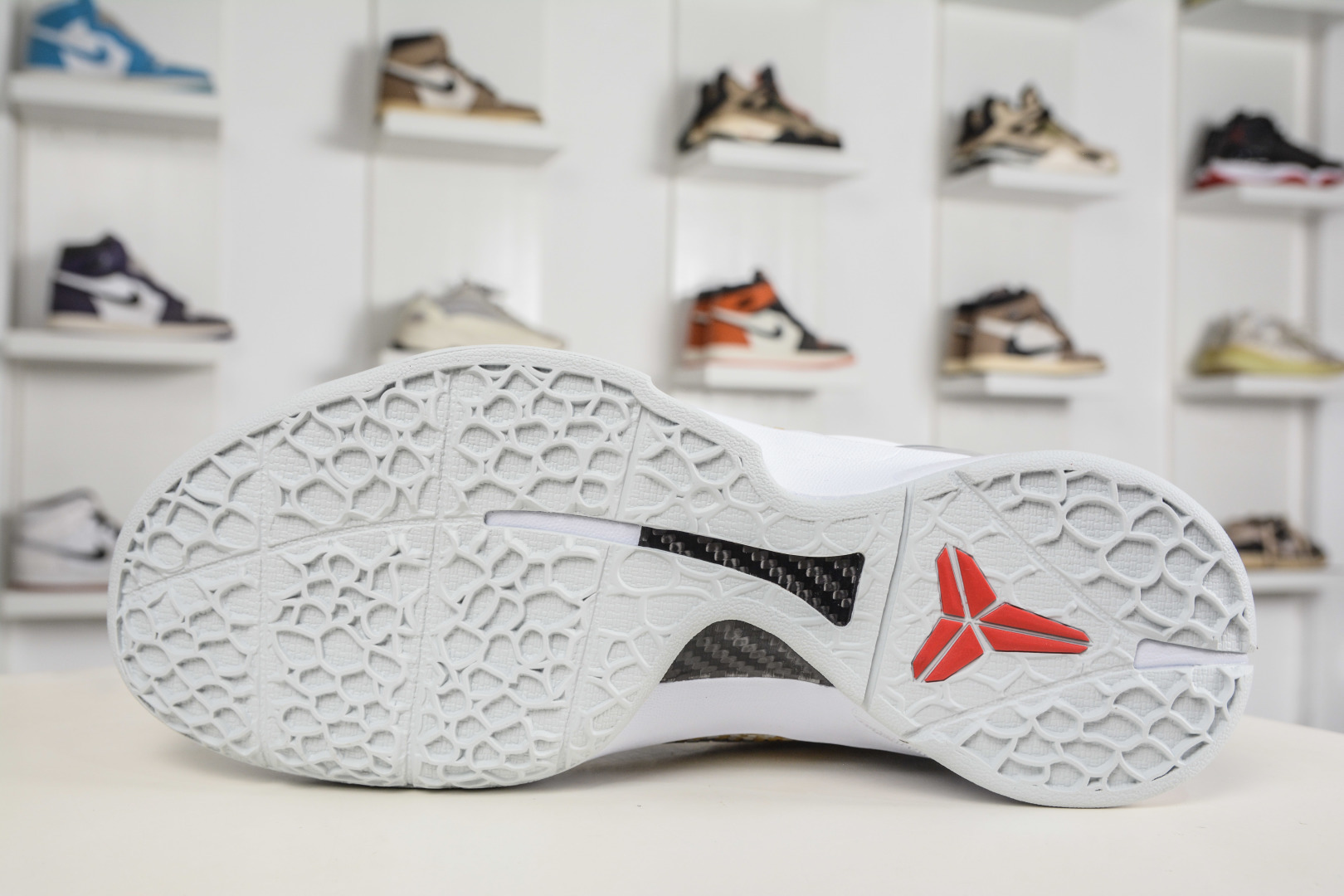 Nike Zoom Kobe VI 马年限定 CNY新年款 耐克 科比6代系列 低帮复刻实战运动低帮文化篮球鞋 CW2190-029