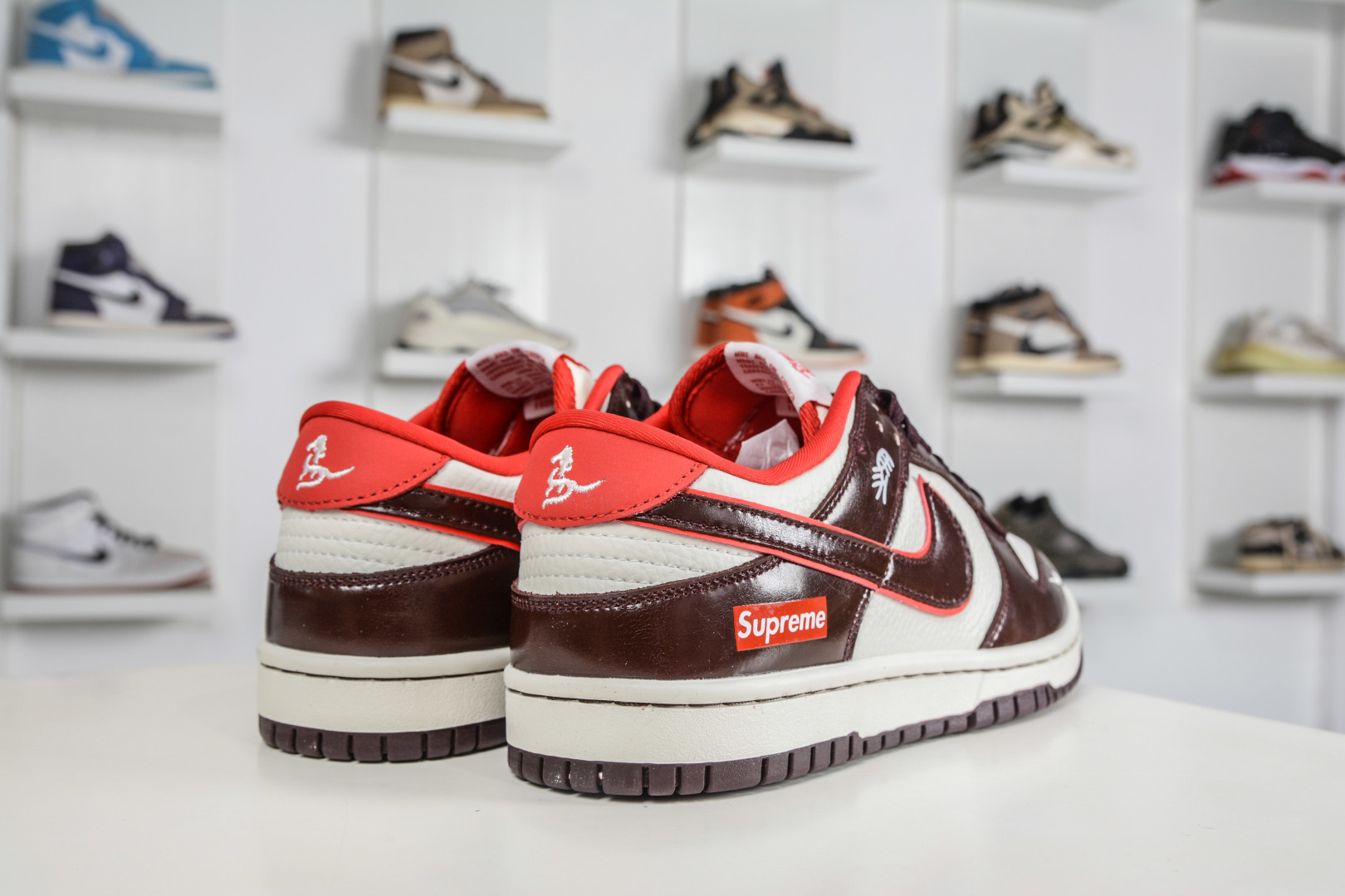 270 Nike SB Dunk Low x Superme SUP马年限定联名-鸿运米棕 NH0601-480-Chinese UA Cheap High Quatity Brand Clothes Bags handbags Sneakers wholesale wholesaler seller from China Factory suppliers Fashion Clothing Shoes best Quality Beautiful Price 270 Nike SB Dunk Low x Superme SUP马年限定联名-鸿运米棕 NH0601-480