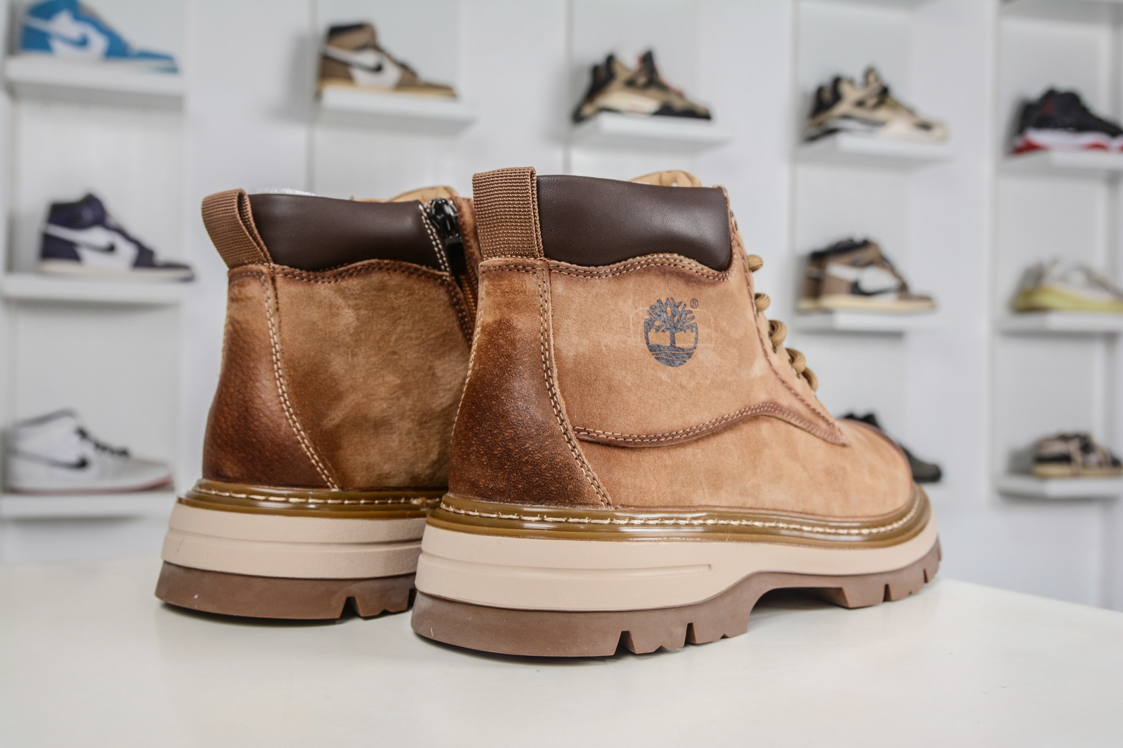 230 Timberland添柏岚/天伯伦户外高帮休闲大黄靴系列-Chinese UA Cheap High Quatity Brand Clothes Bags handbags Sneakers wholesale wholesaler seller from China Factory suppliers Fashion Clothing Shoes best Quality Beautiful Price 230 Timberland添柏岚/天伯伦户外高帮休闲大黄靴系列