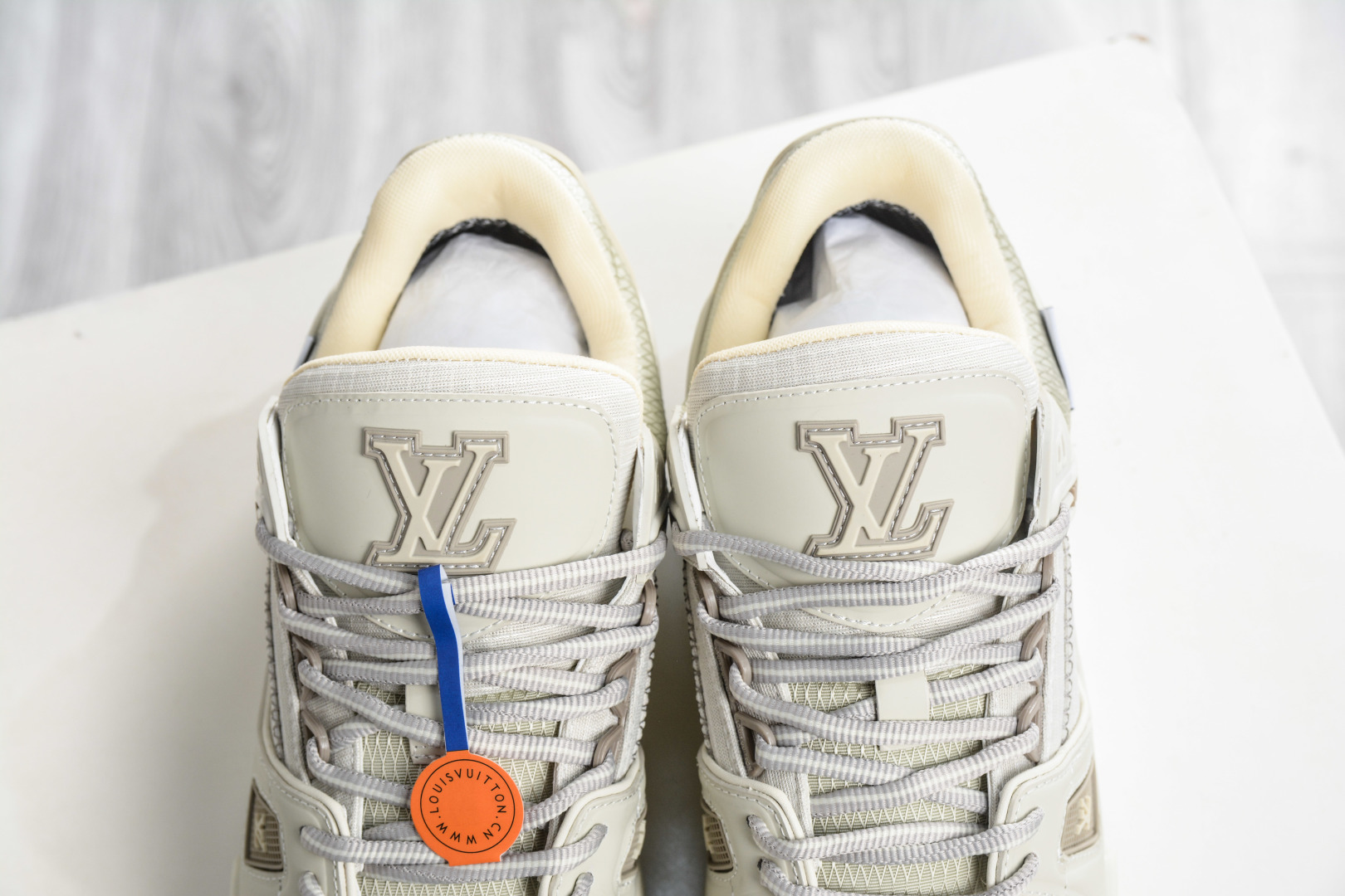 420 Louis Vuitton Trainer lv时装走秀运动鞋-Chinese UA Cheap High Quatity Brand Clothes Bags handbags Sneakers wholesale wholesaler seller from China Factory suppliers Fashion Clothing Shoes best Quality Beautiful Price 420 Louis Vuitton Trainer lv时装走秀运动鞋