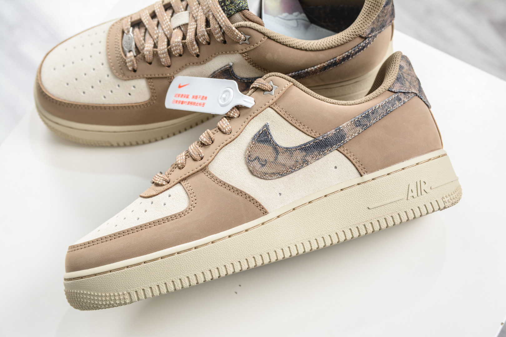 200 HY版Nike Air Force 1'07 Low 迷彩棕 空军一号系列经典低帮百搭休闲运动板鞋 IO9803-200-Chinese UA Cheap High Quatity Brand Clothes Bags handbags Sneakers wholesale wholesaler seller from China Factory suppliers Fashion Clothing Shoes best Quality Beautiful Price 200 HY版Nike Air Force 1'07 Low 迷彩棕 空军一号系列经典低帮百搭休闲运动板鞋 IO9803-200