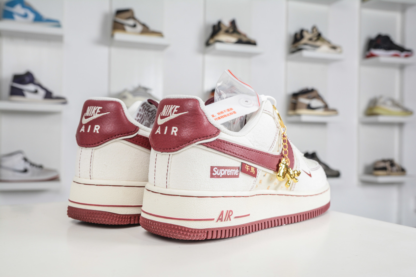 260 Nike Air Force 1 Low 07 x Supreme SUP马年限定-米白红 XL1982-336-Chinese UA Cheap High Quatity Brand Clothes Bags handbags Sneakers wholesale wholesaler seller from China Factory suppliers Fashion Clothing Shoes best Quality Beautiful Price 260 Nike Air Force 1 Low 07 x Supreme SUP马年限定-米白红 XL1982-336