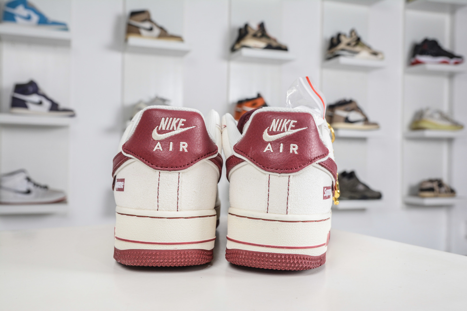 260 Nike Air Force 1 Low 07 x Supreme SUP马年限定-米白红 XL1982-336-Chinese UA Cheap High Quatity Brand Clothes Bags handbags Sneakers wholesale wholesaler seller from China Factory suppliers Fashion Clothing Shoes best Quality Beautiful Price 260 Nike Air Force 1 Low 07 x Supreme SUP马年限定-米白红 XL1982-336