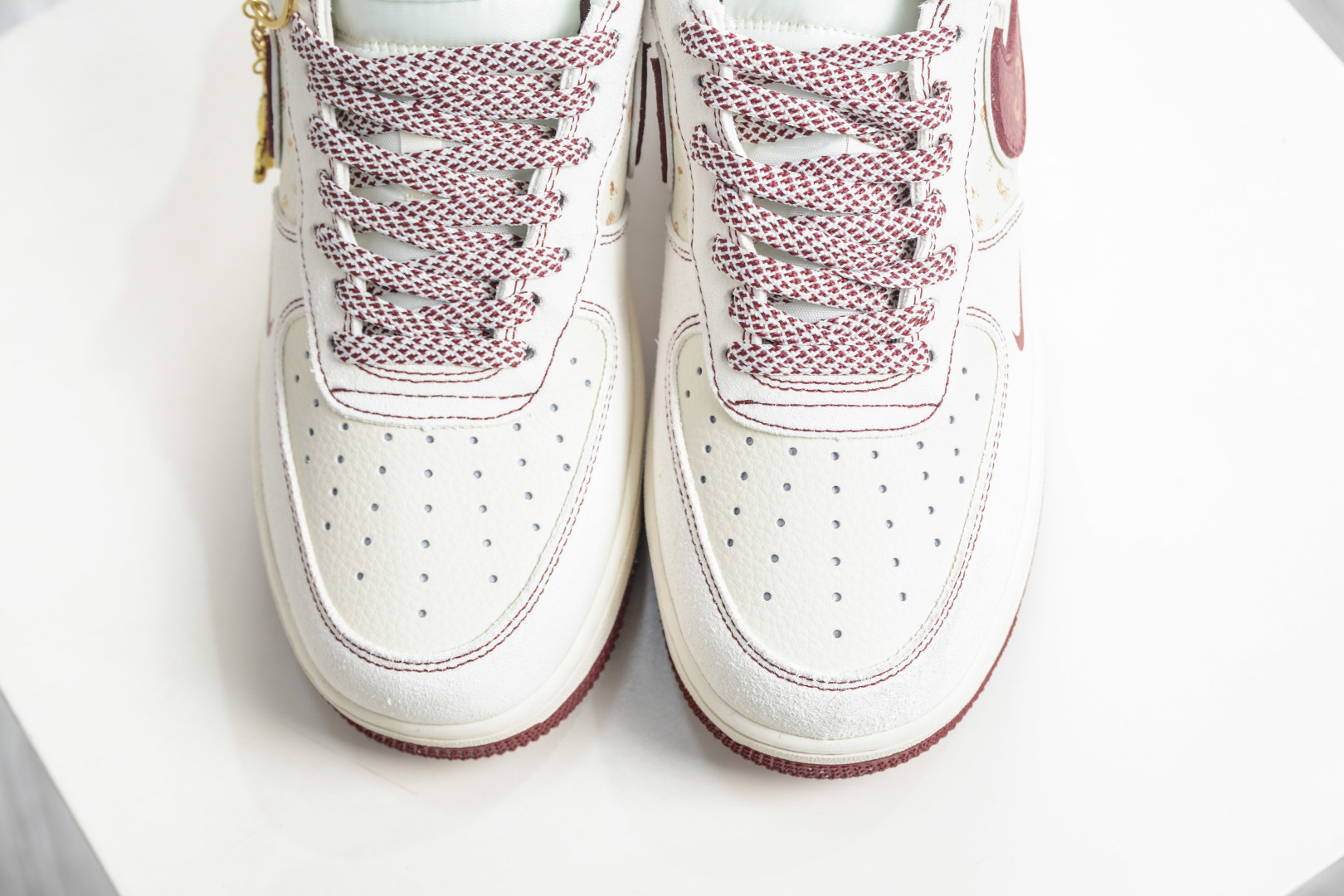 260 Nike Air Force 1 Low 07 x Supreme SUP马年限定-米白红 XL1982-336-Chinese UA Cheap High Quatity Brand Clothes Bags handbags Sneakers wholesale wholesaler seller from China Factory suppliers Fashion Clothing Shoes best Quality Beautiful Price 260 Nike Air Force 1 Low 07 x Supreme SUP马年限定-米白红 XL1982-336